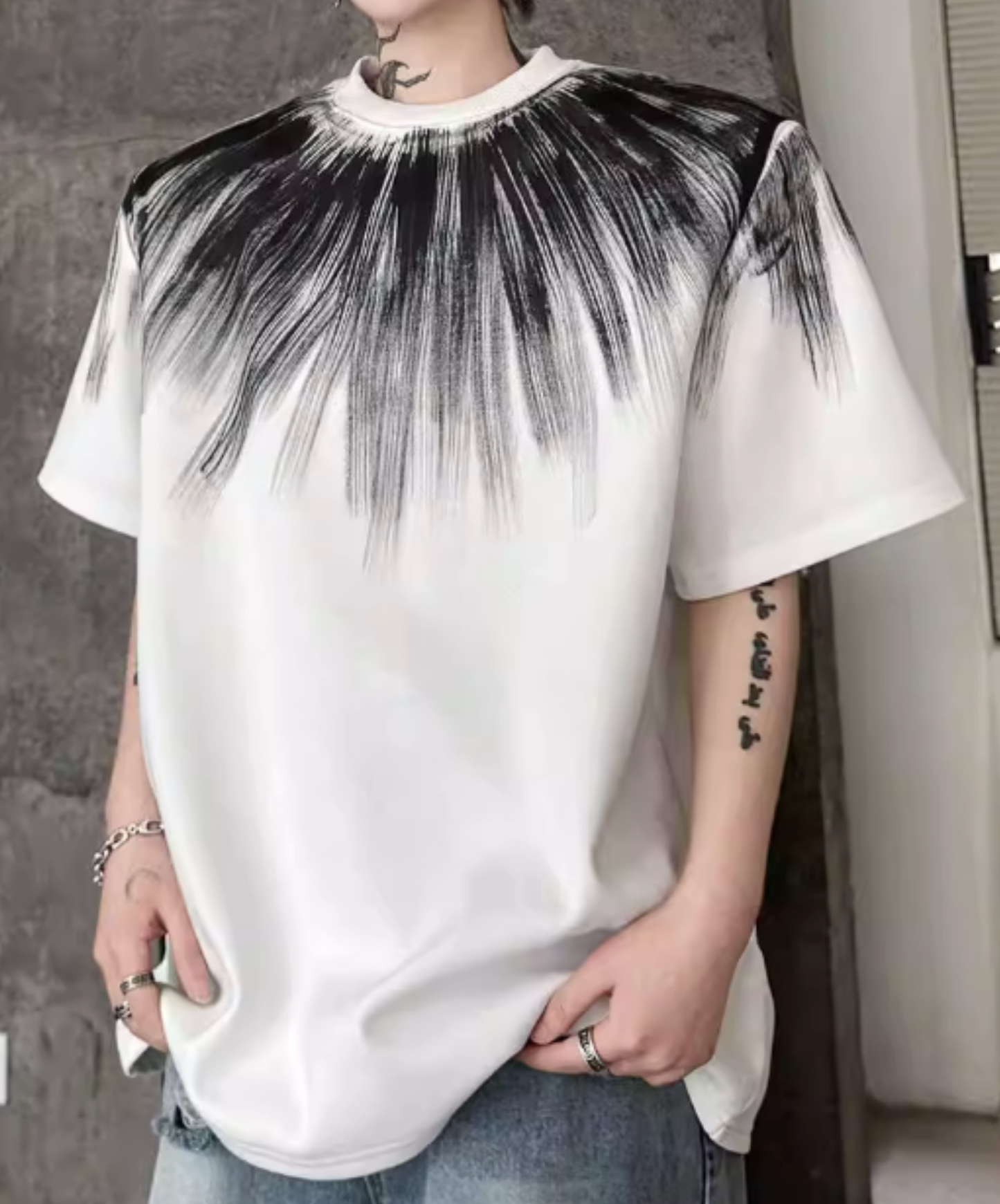radial pattern short sleeves t-shirt EN2824