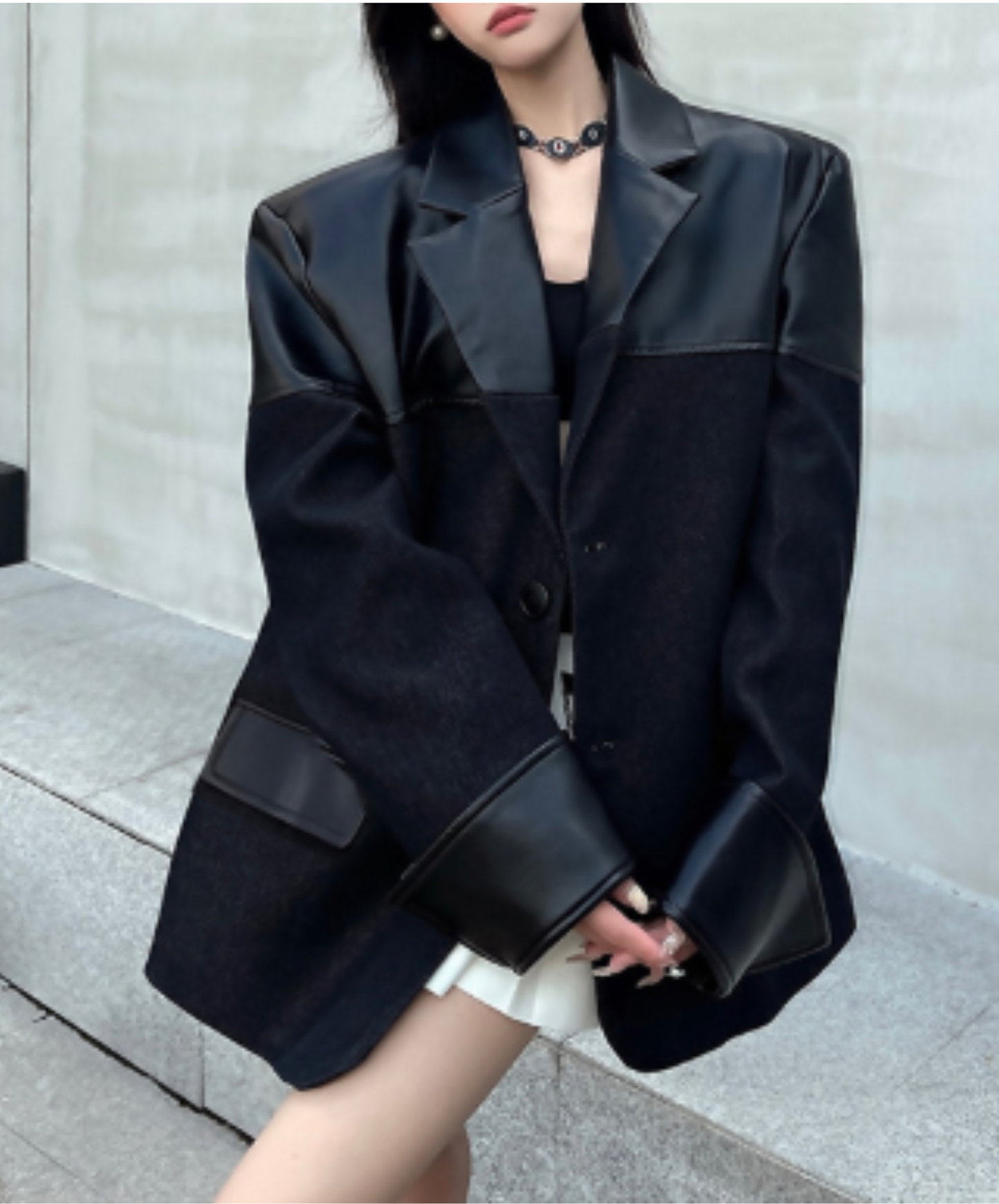 oversized fit with mixed-material paneling jacket EN3163