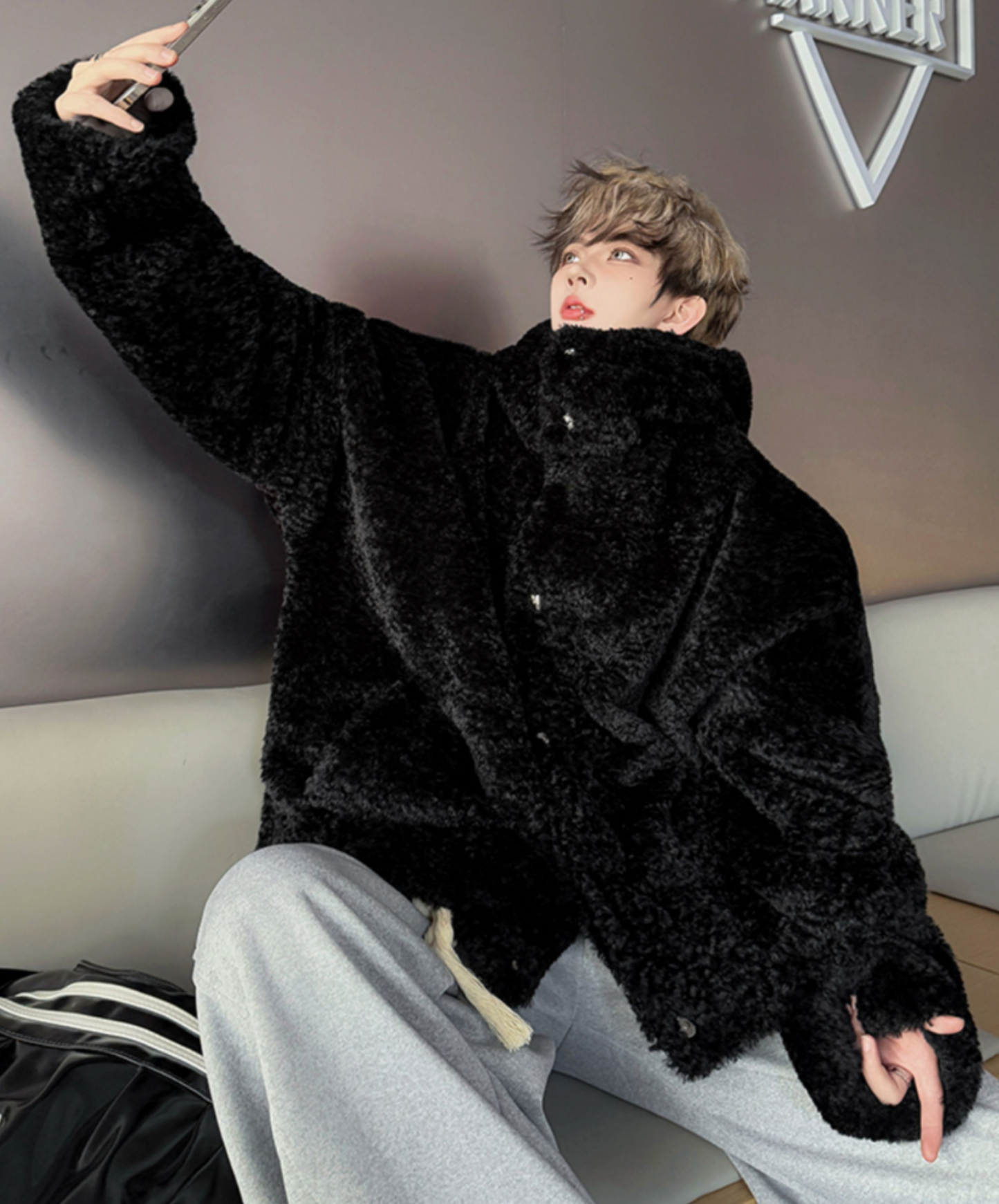 with volume hood jacket EN2614