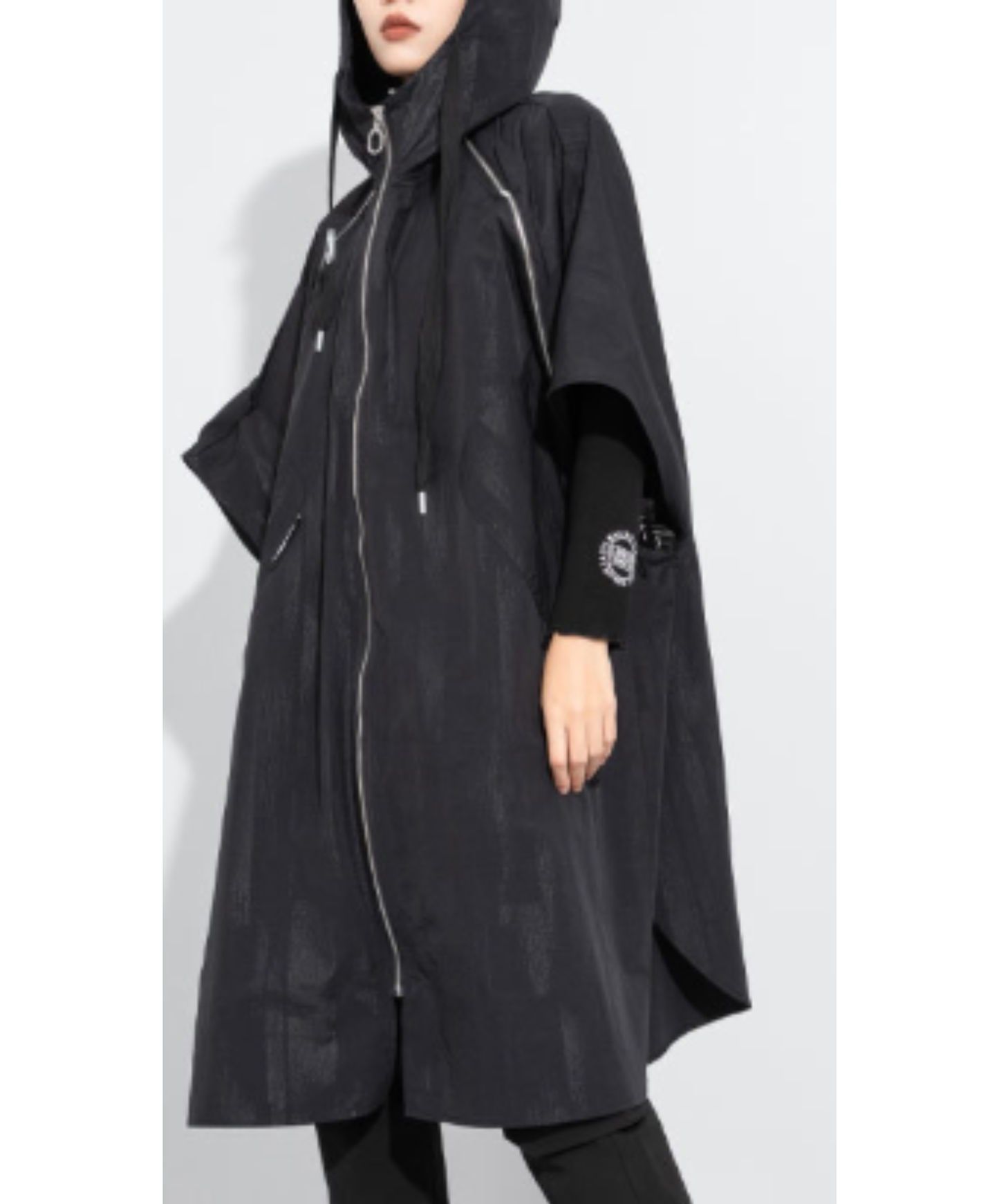 poncho-style design with a zipper hoodie EN3063