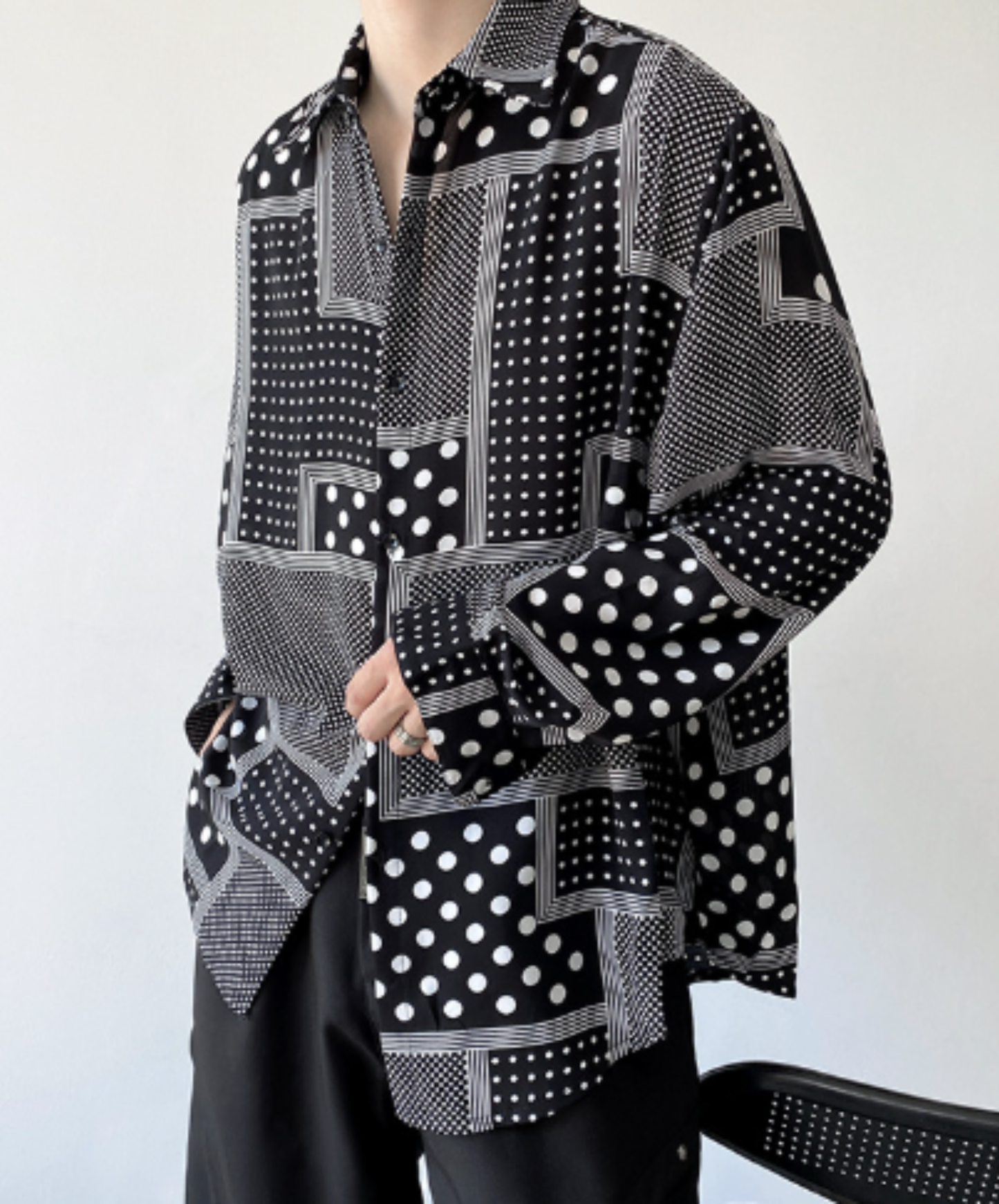 random polka-dot pattern shirt EN3074