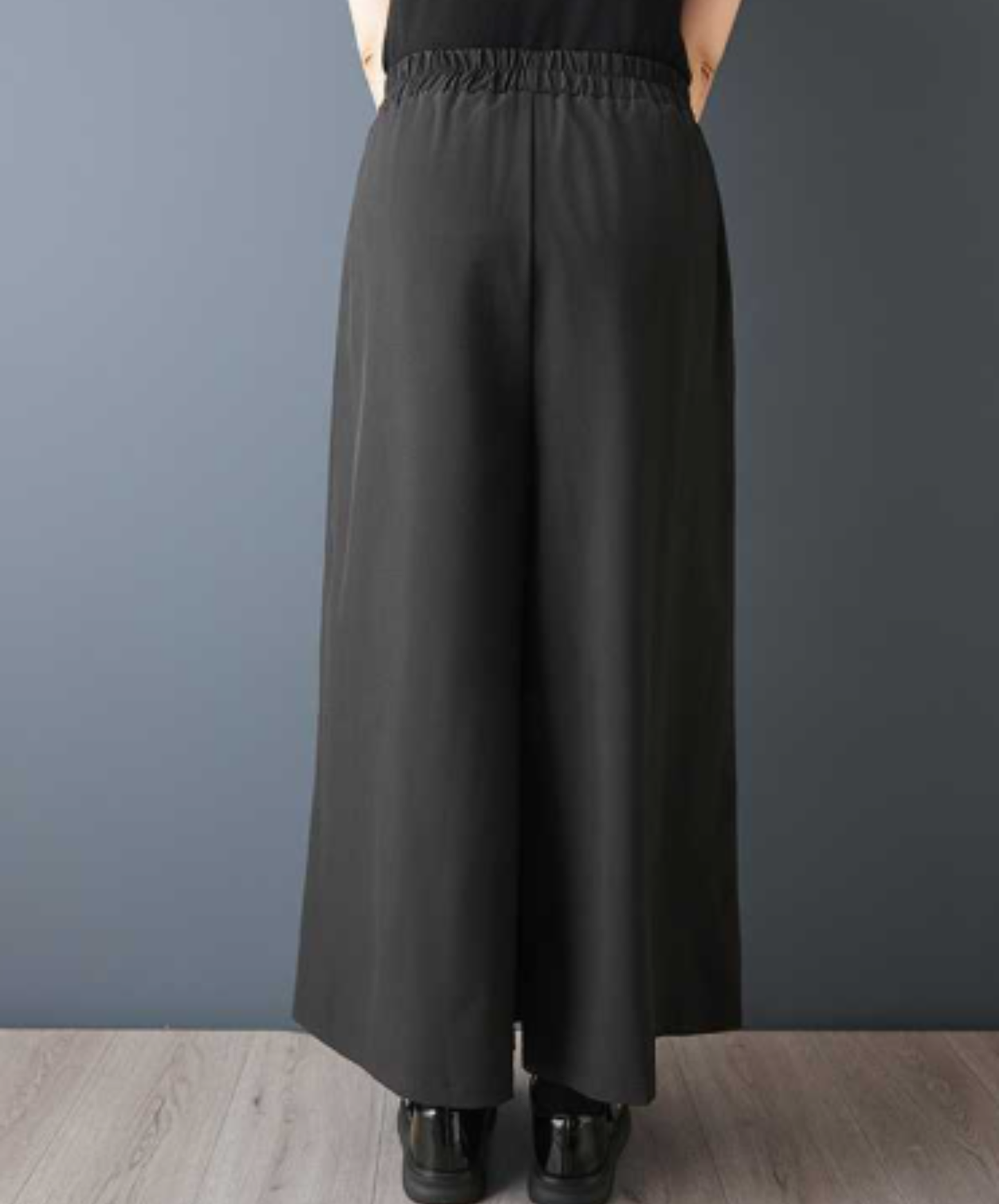 dark high-waisted cropped wide pants EN3050