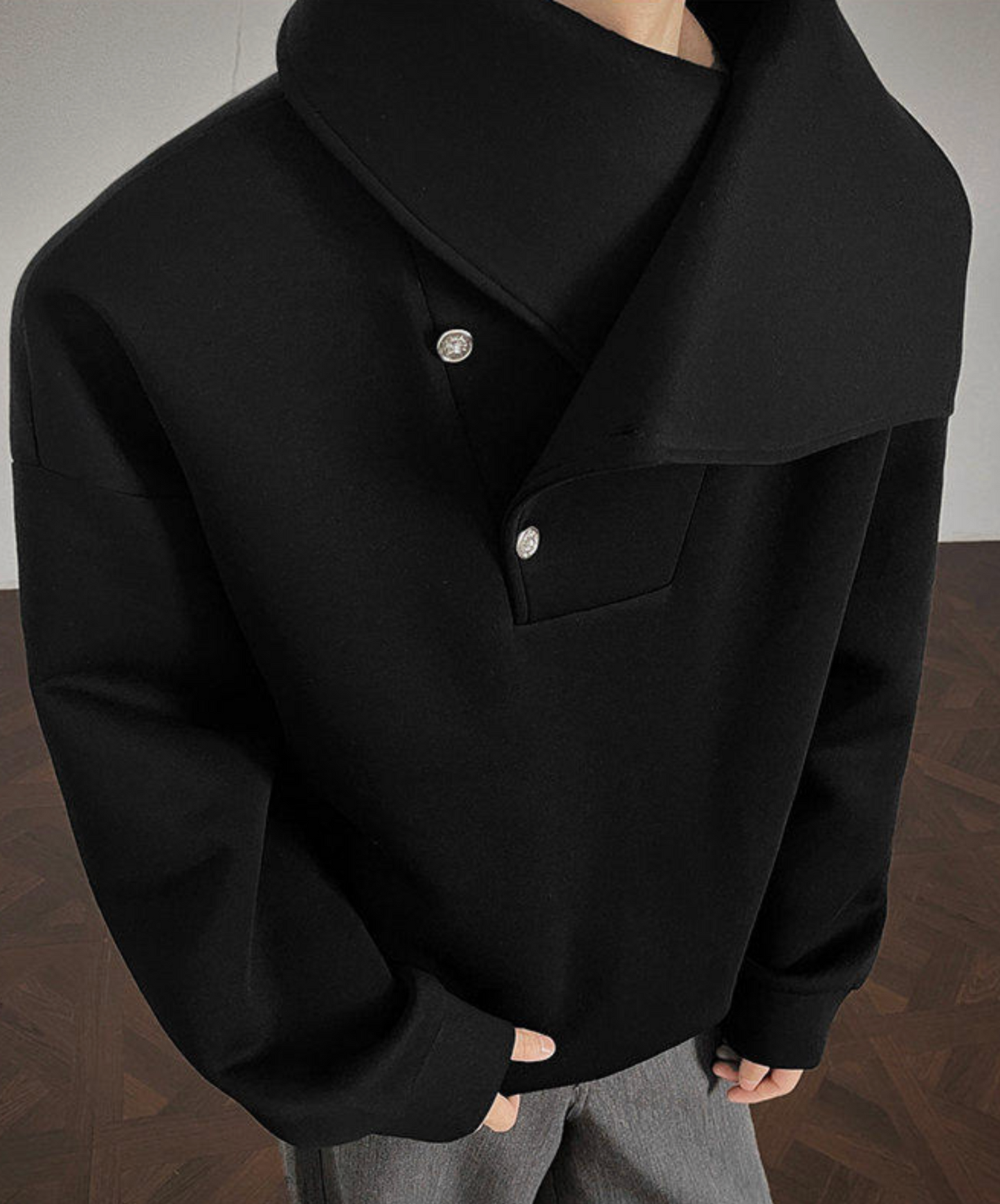 dark diagonal opening button collar sweatshirt EN2638