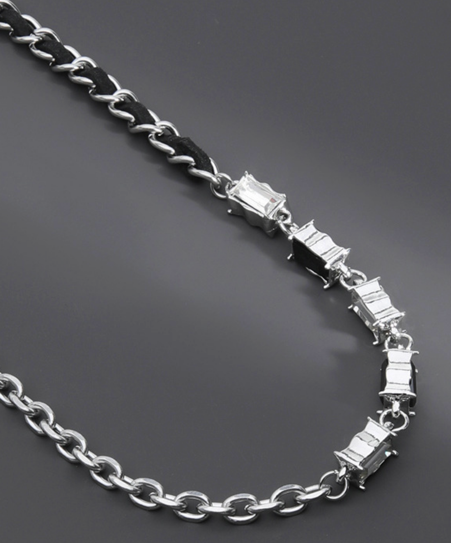 square black & clear stone necklace EN2739