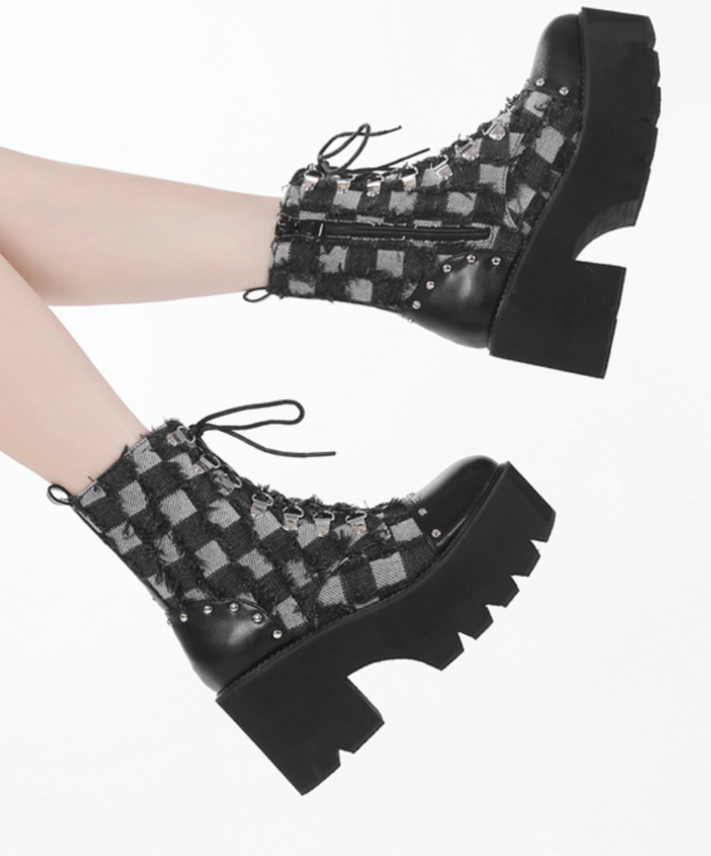 monochrome check boots EN2609