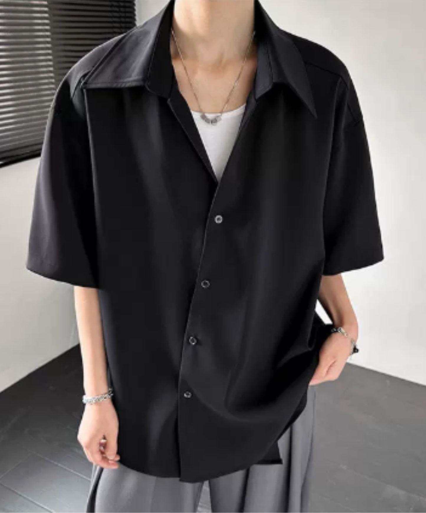 five-sleeved placket with slanted front shirt EN2921