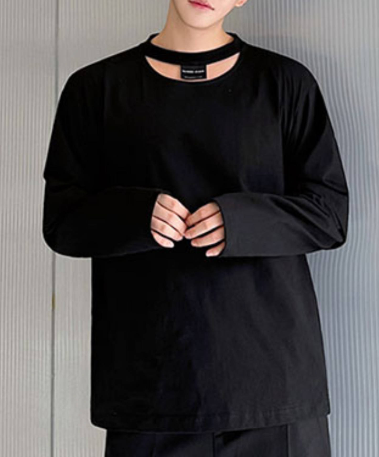 crescent hole layered style long t-shirt EN1804