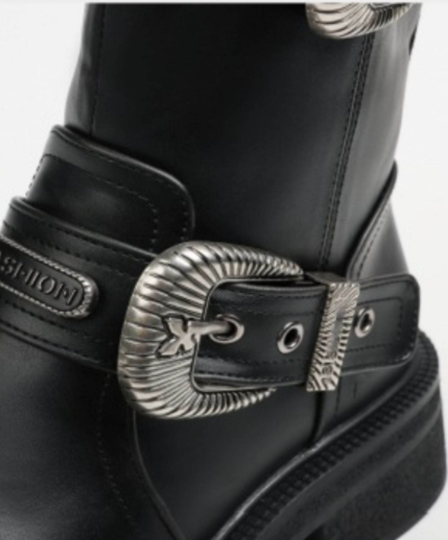 twin belt mid length boots EN1867