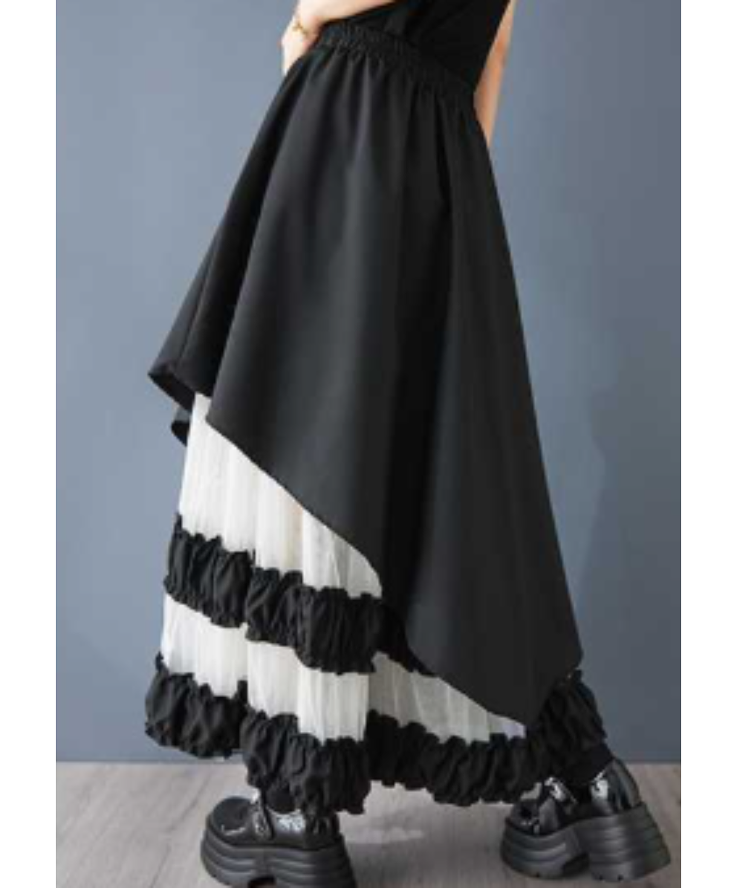 asymmetric style combining tulle and ruffles skirt EN3058