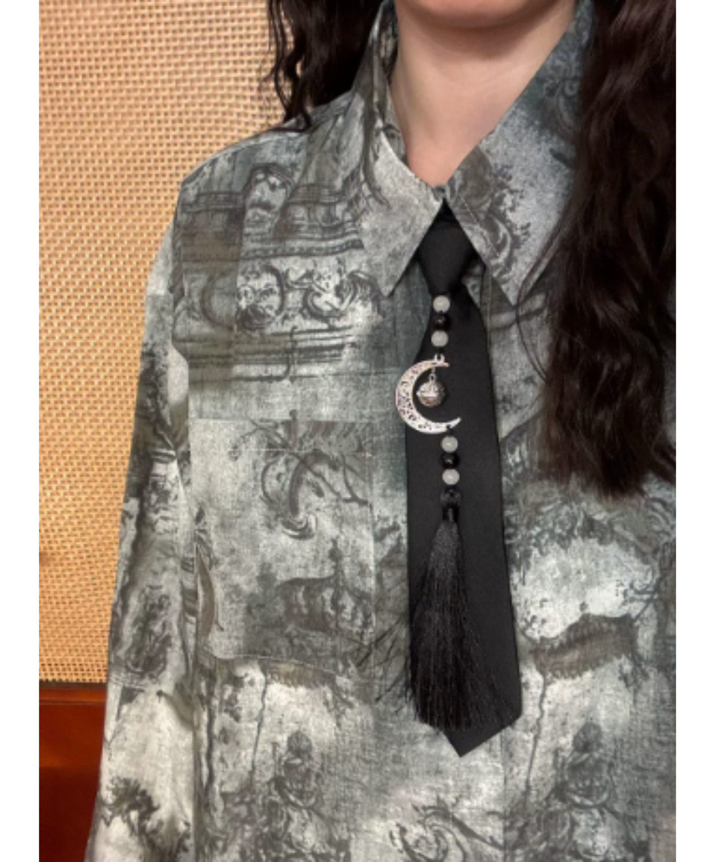 dark retro pattern shirt EN3014