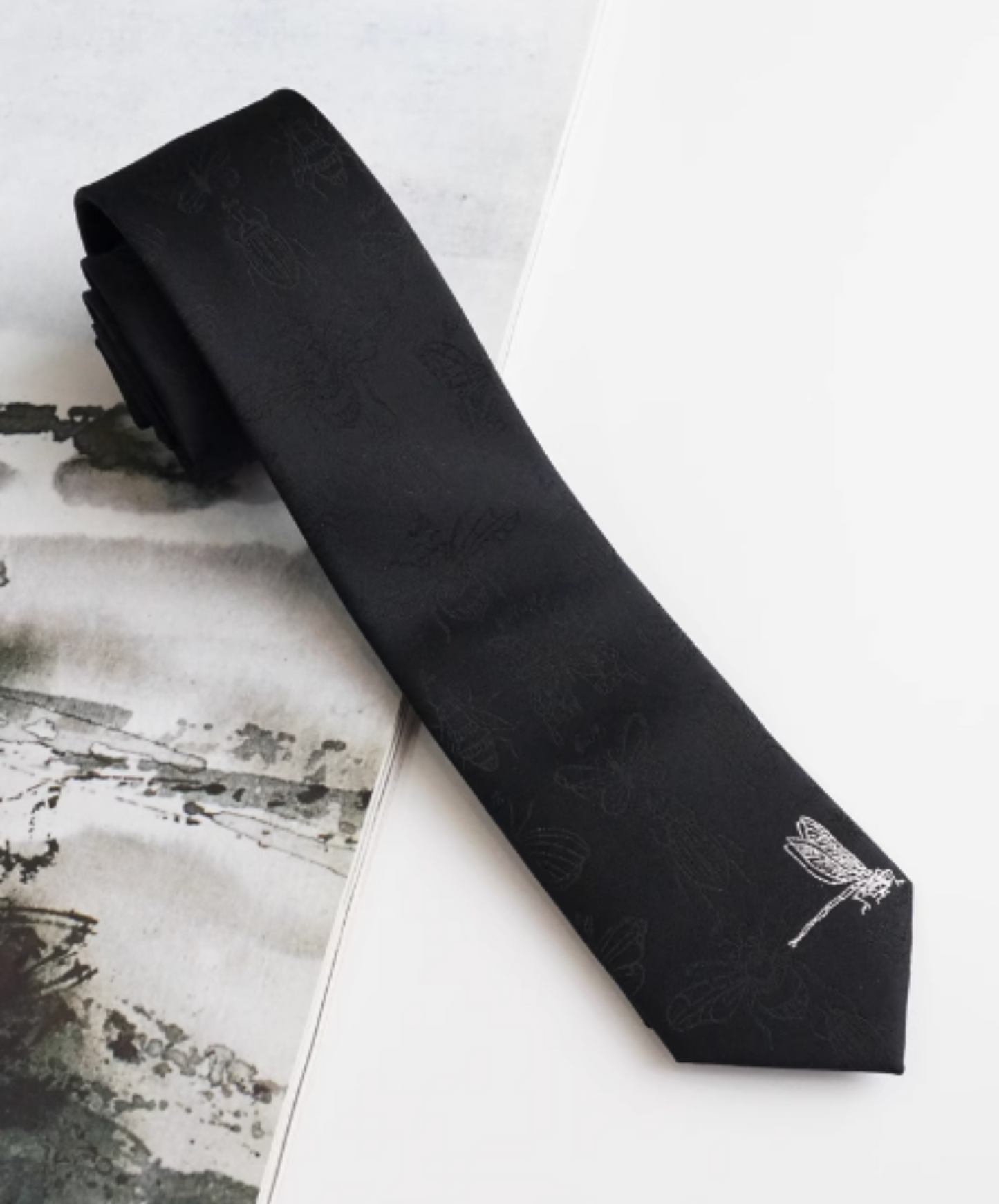 insect design necktie EN1232