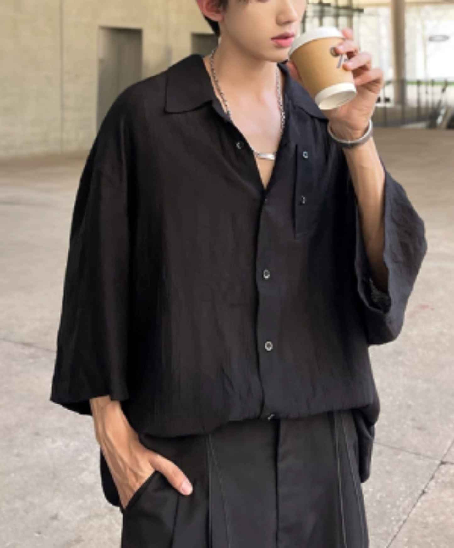 lightweight, silk-like, three-quarter sleeve shirt EN2953