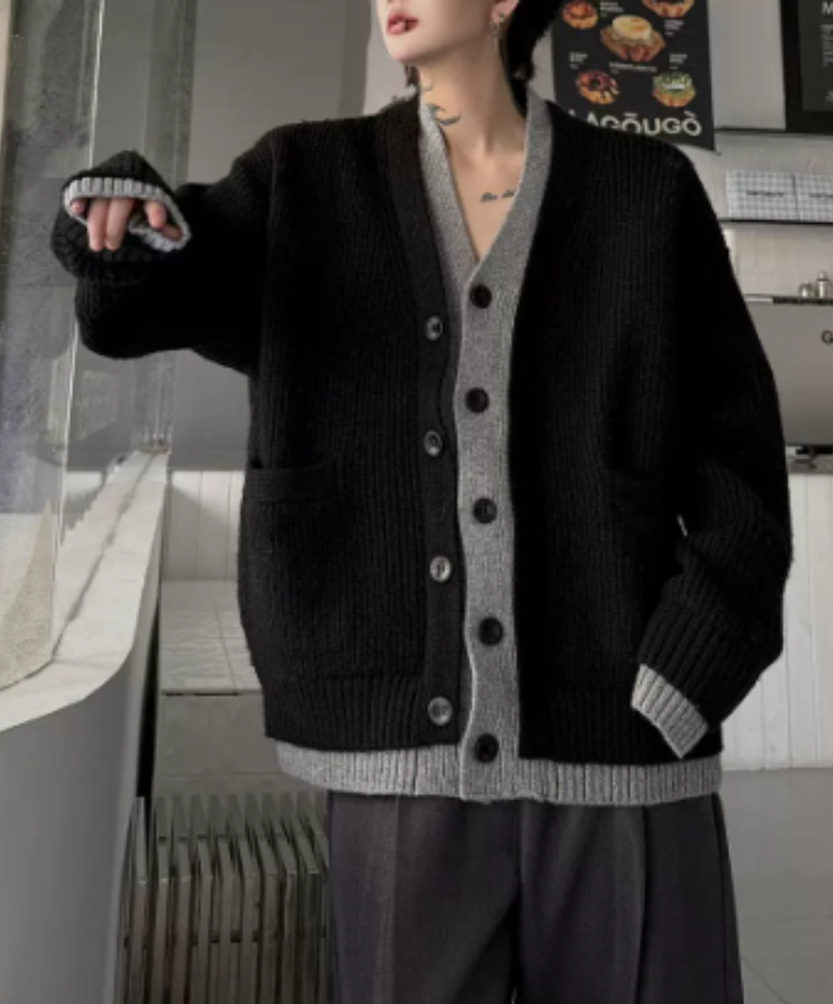 layered-look loose silhouette cardigan EN3254