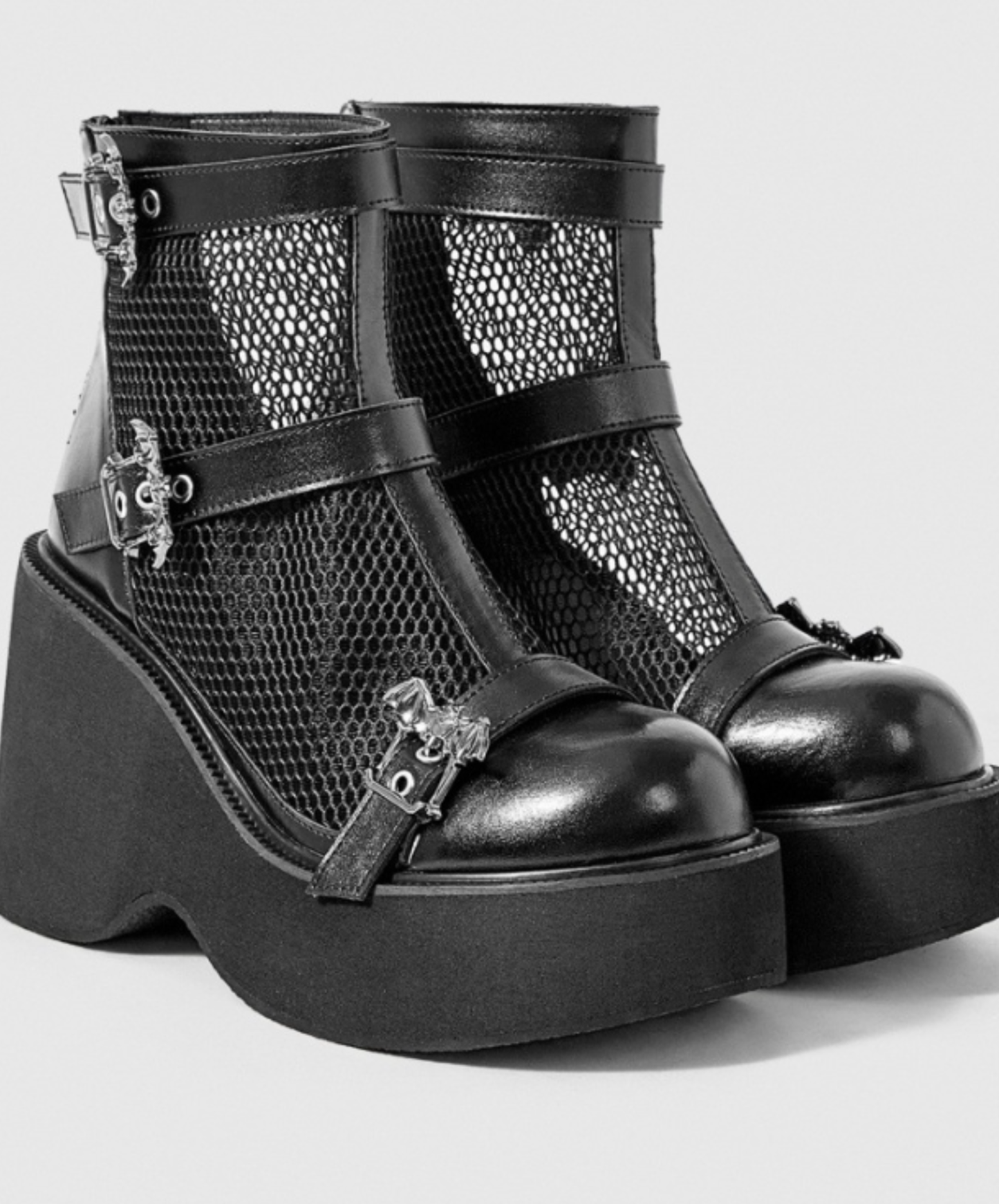 round toe mesh bat boots EN2963