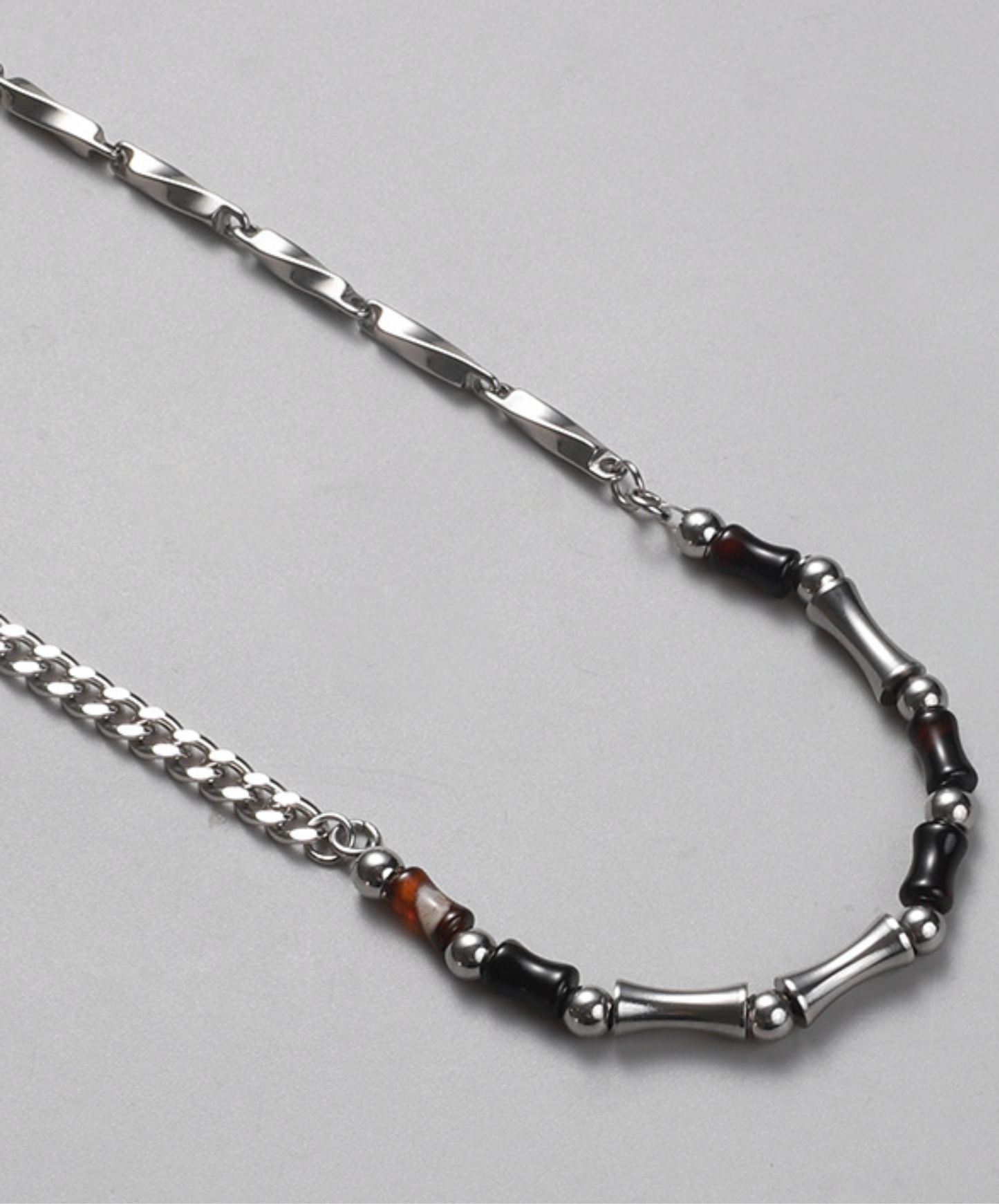 bone motif necklace EN2464