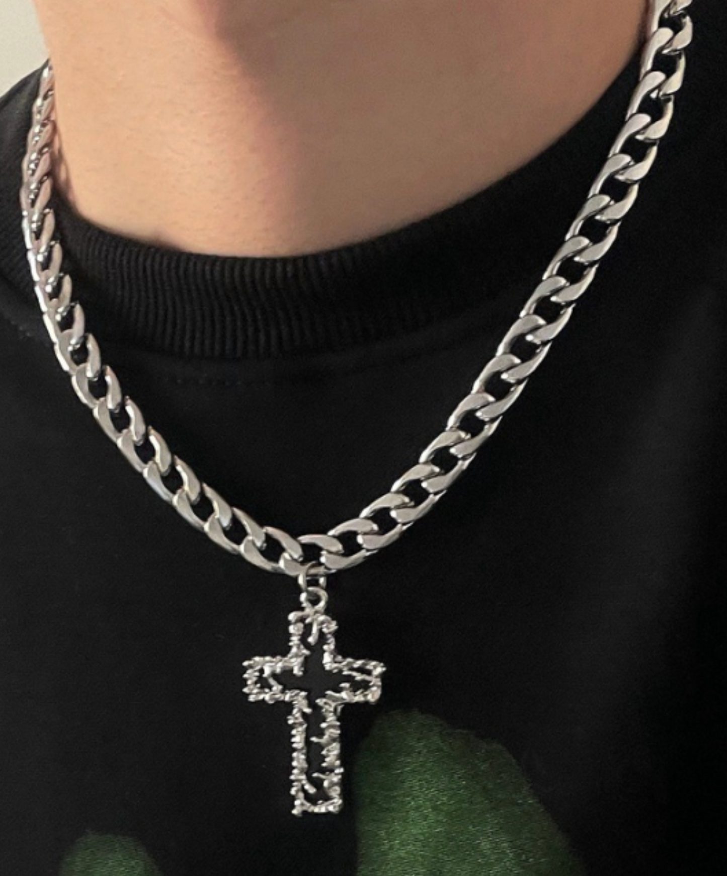 retro black cross pendant necklace EN2598