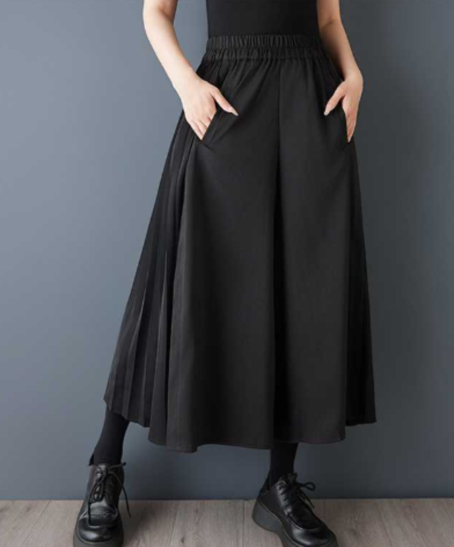 dark-toned pleated cropped trousers wide pants EN3048
