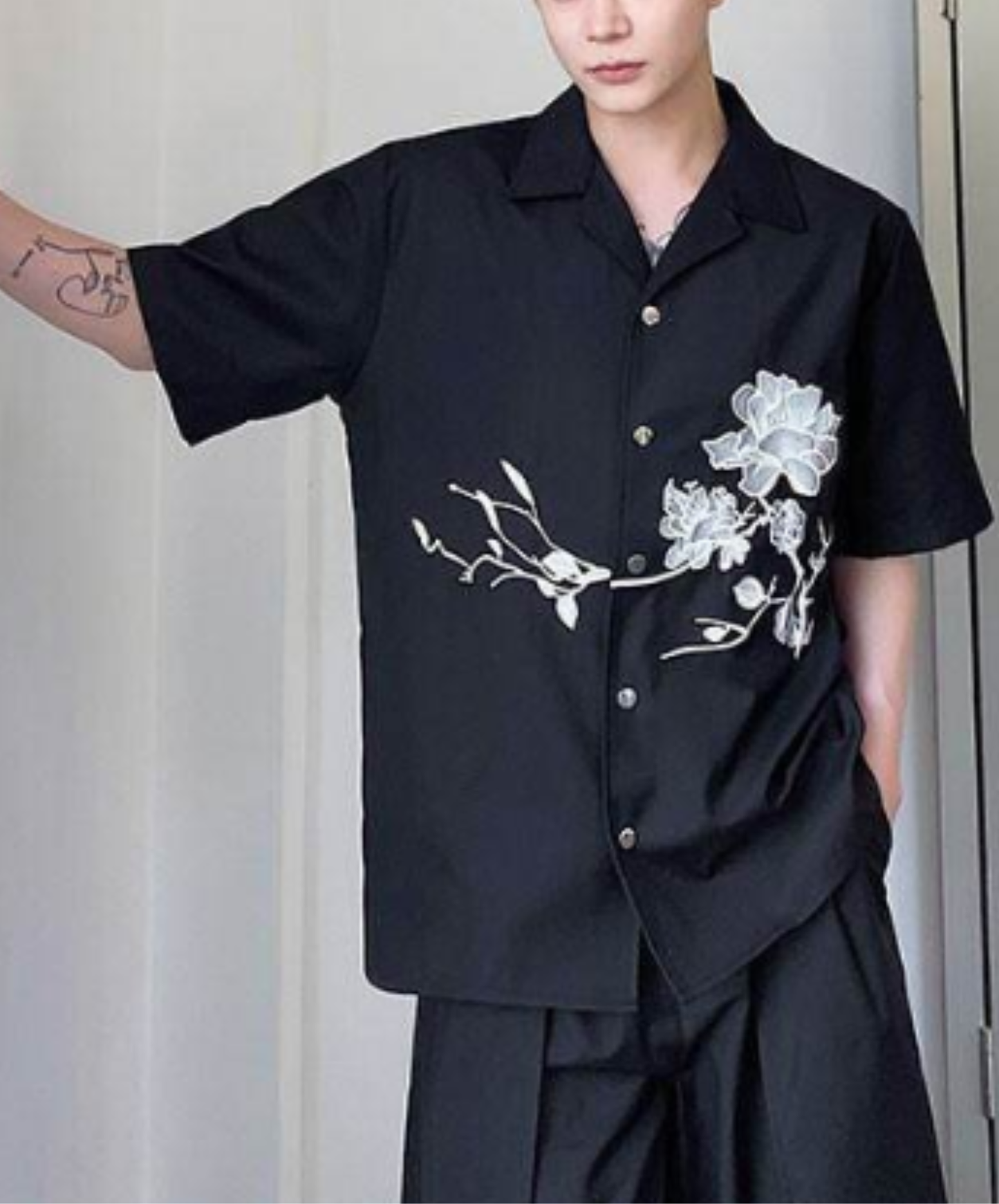 dark retro flower embroidery shirt EN2904