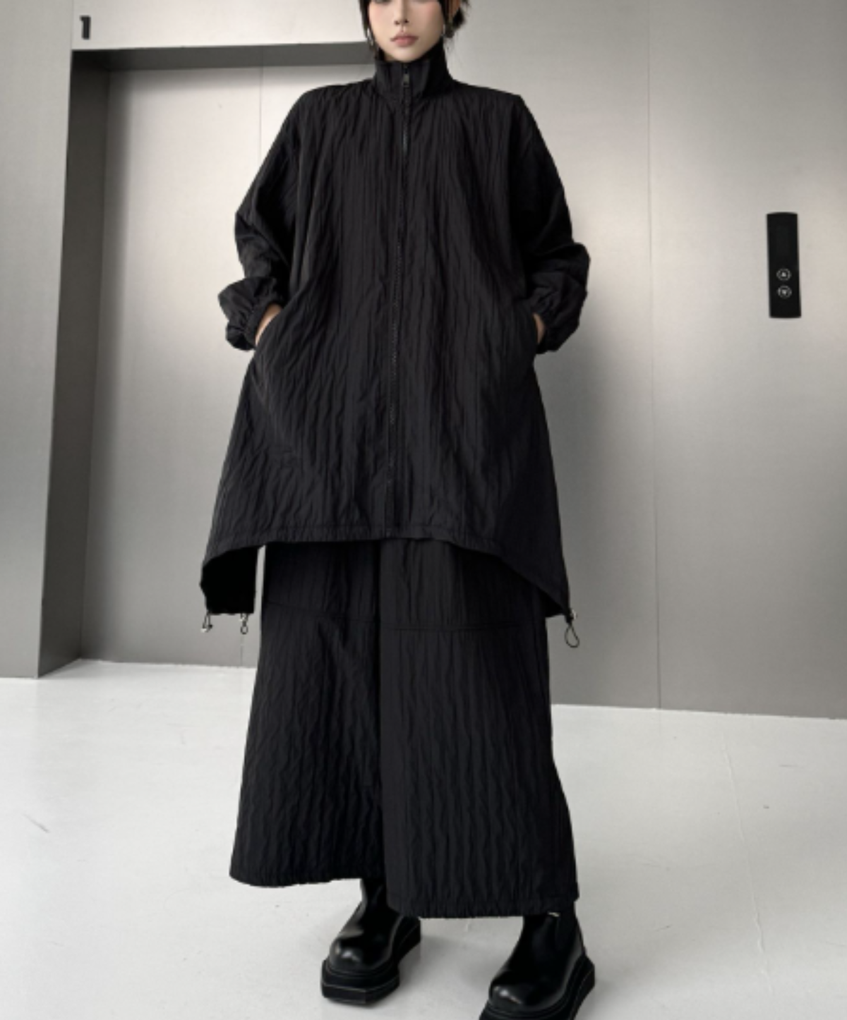 stand-neck with drawstring jacket EN3201