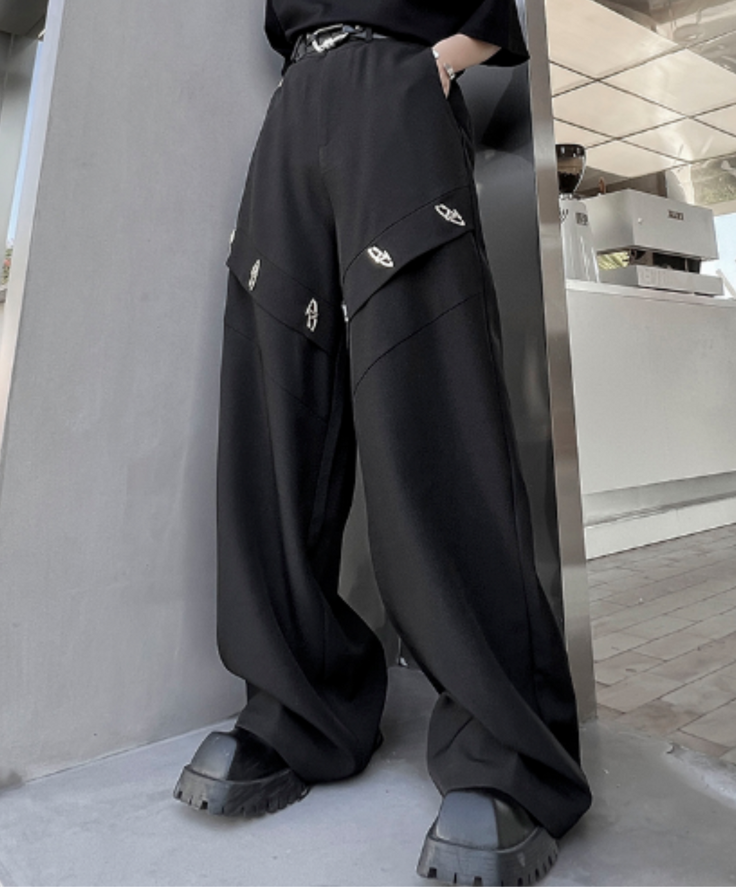 dark metal decorative lines wide pants EN2000