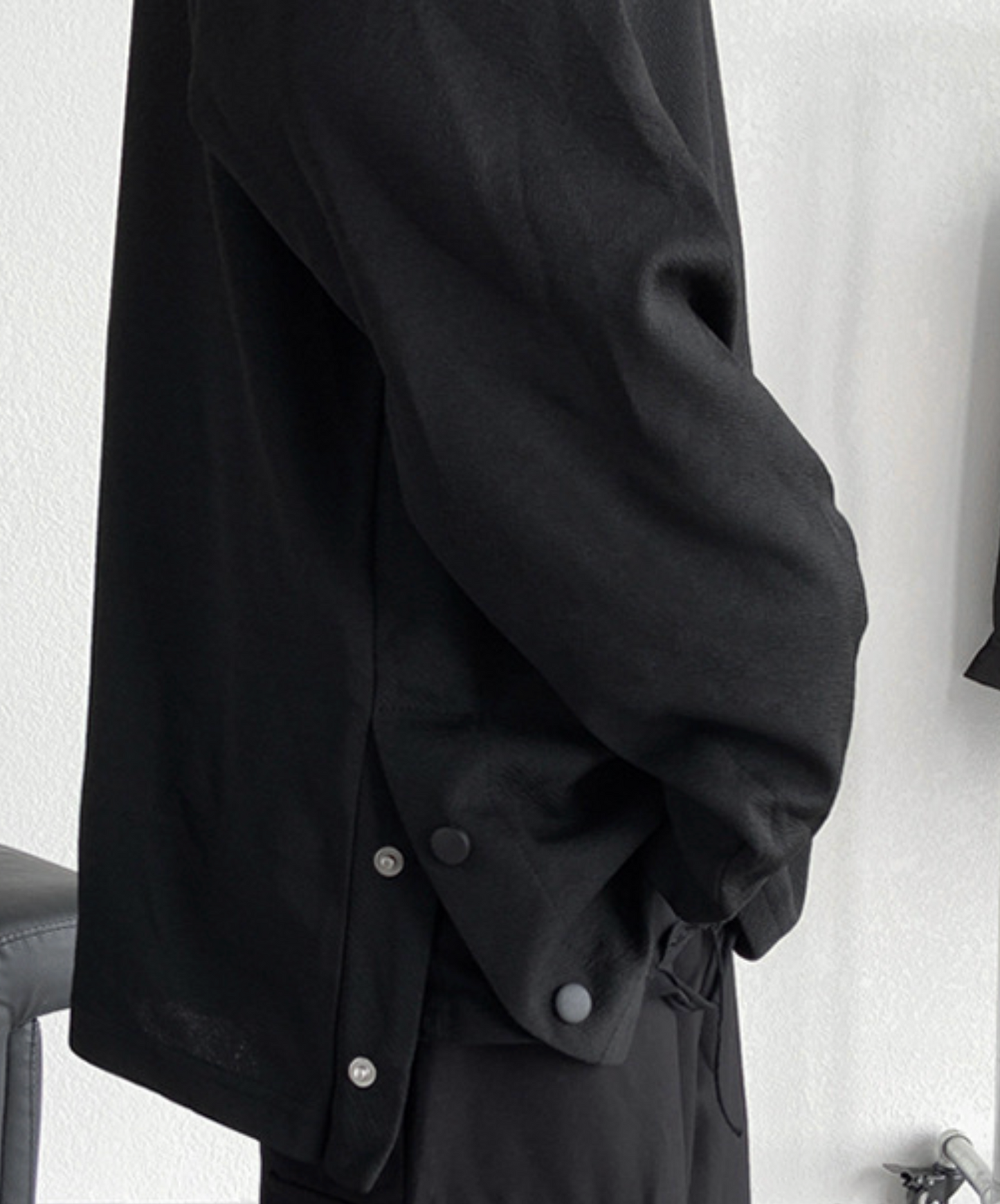 side buckle opening t-shirt EN2426