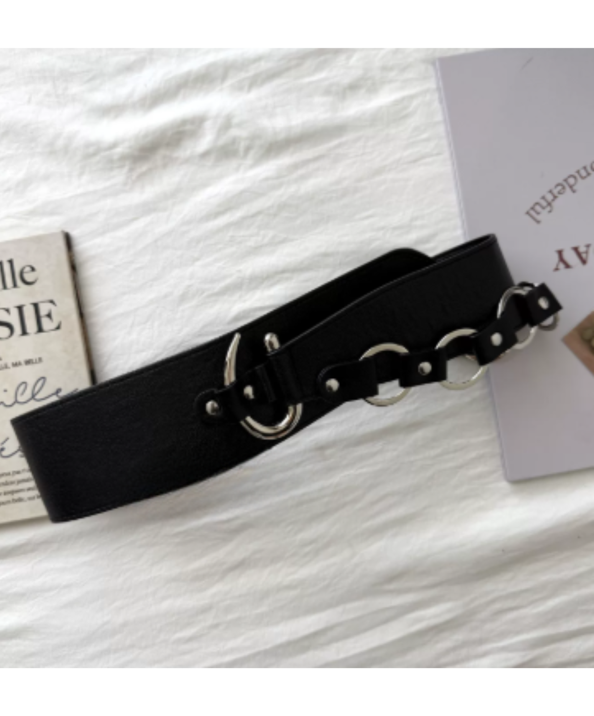 asymmetrical ring hardware belt EN3266