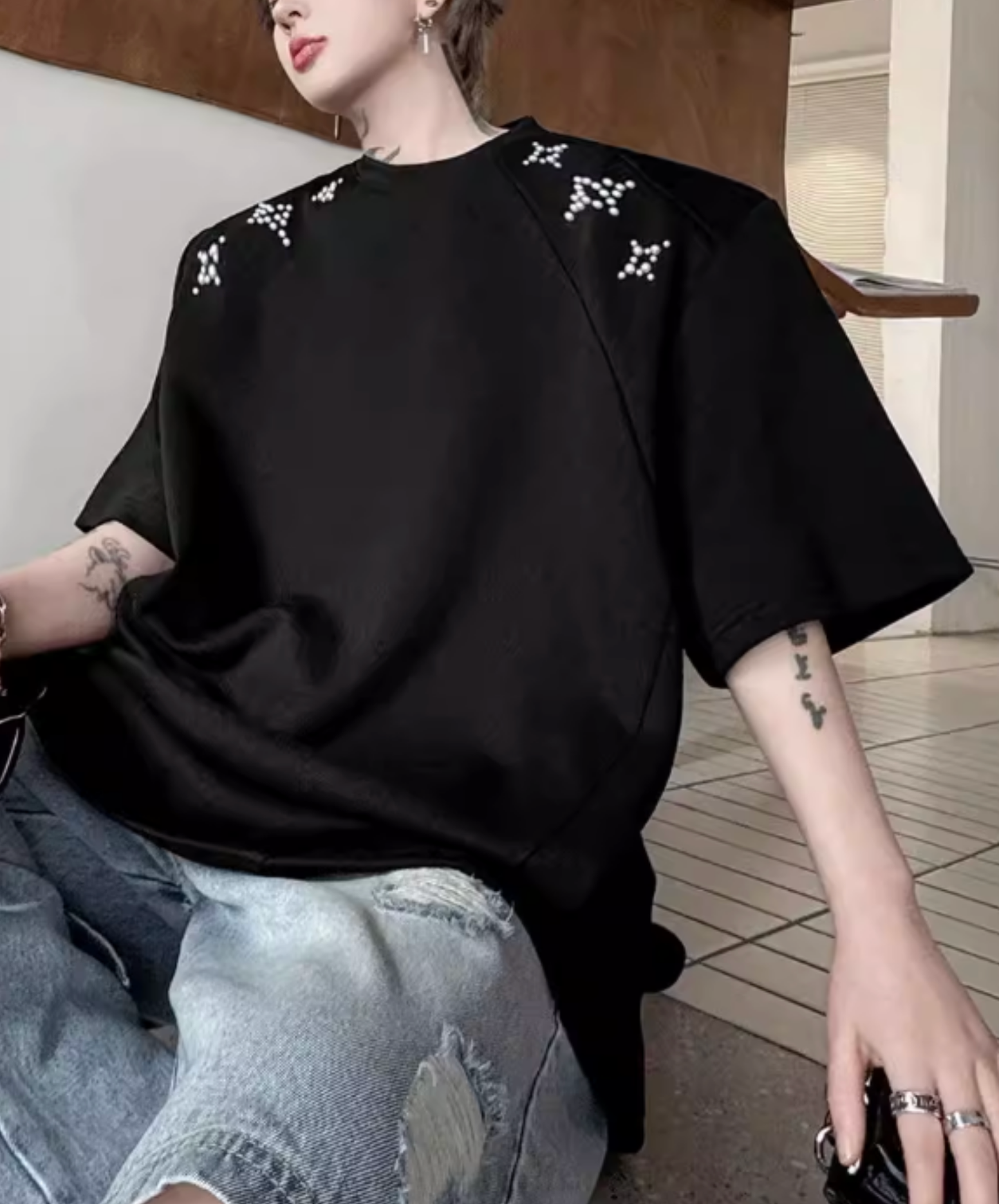 sparkling star motif bead decoration t-shirt EN2827