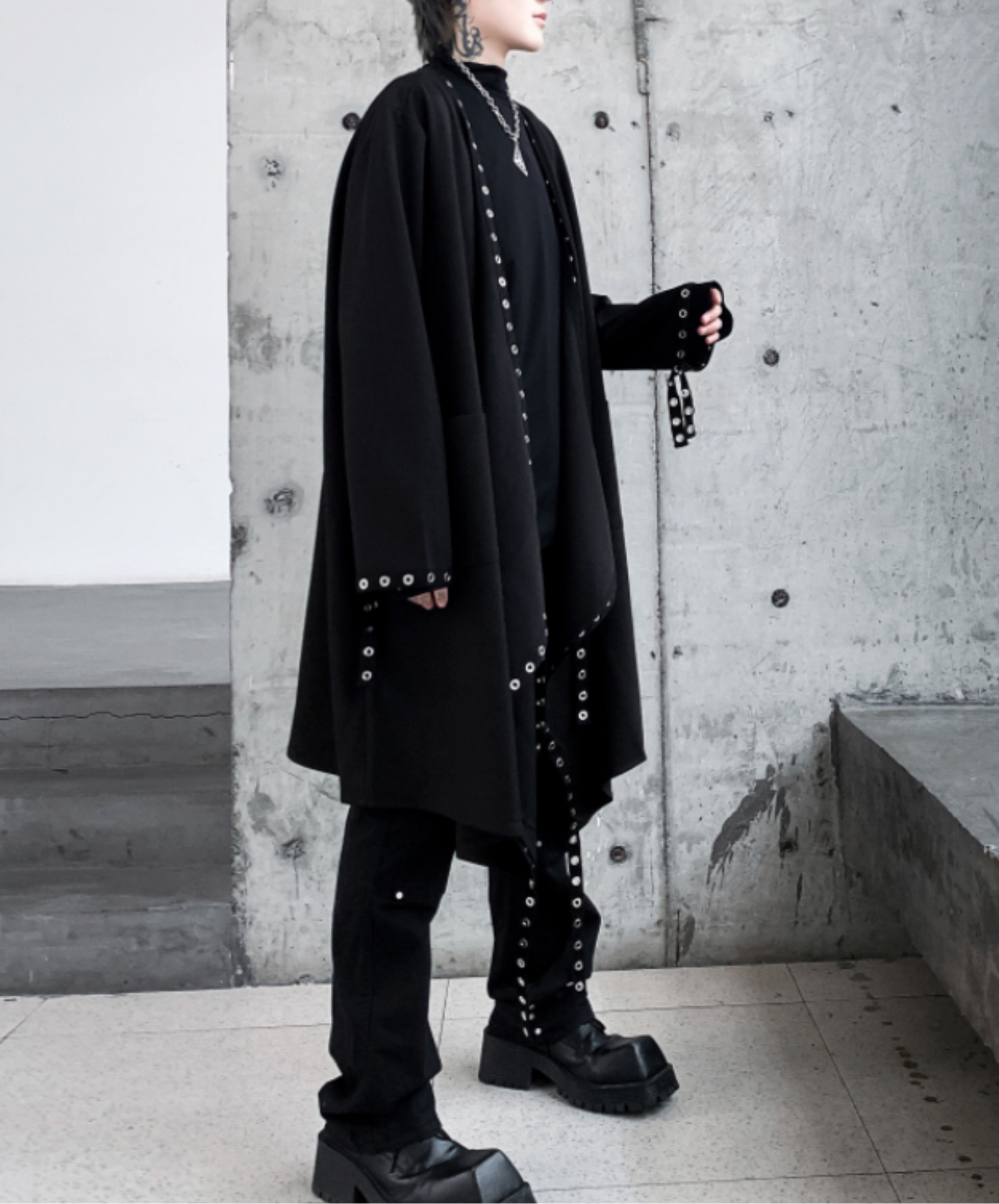 metal hole line decoration long shirt EN2786