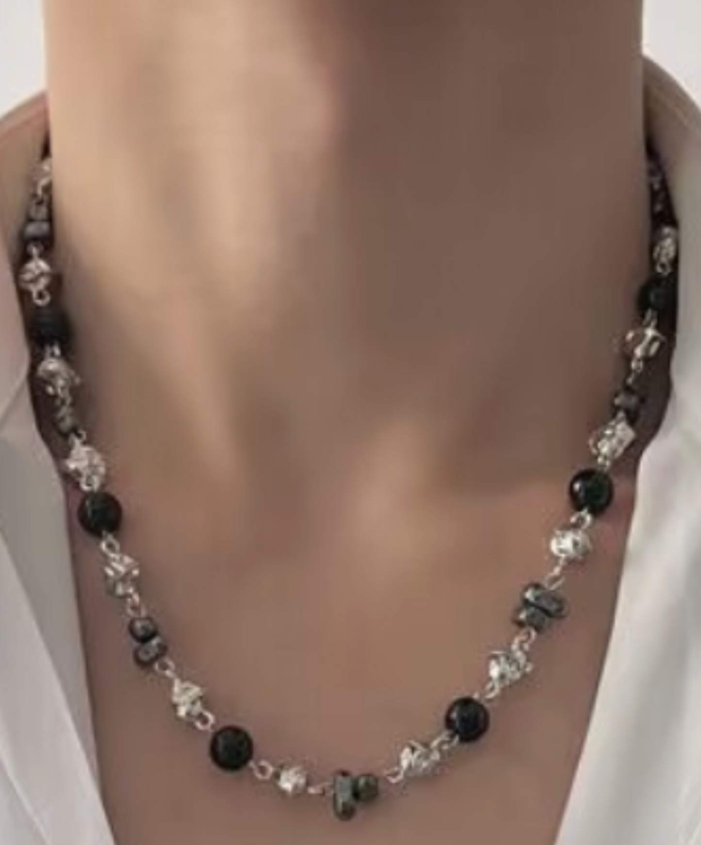 black and silver stone beads necklace EN2599