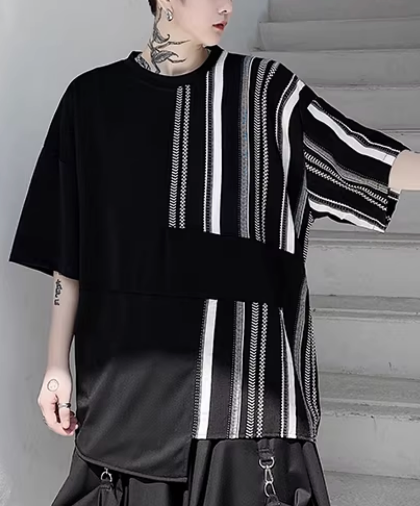 dark Irregular stripe crew neck t-shirt EN2814