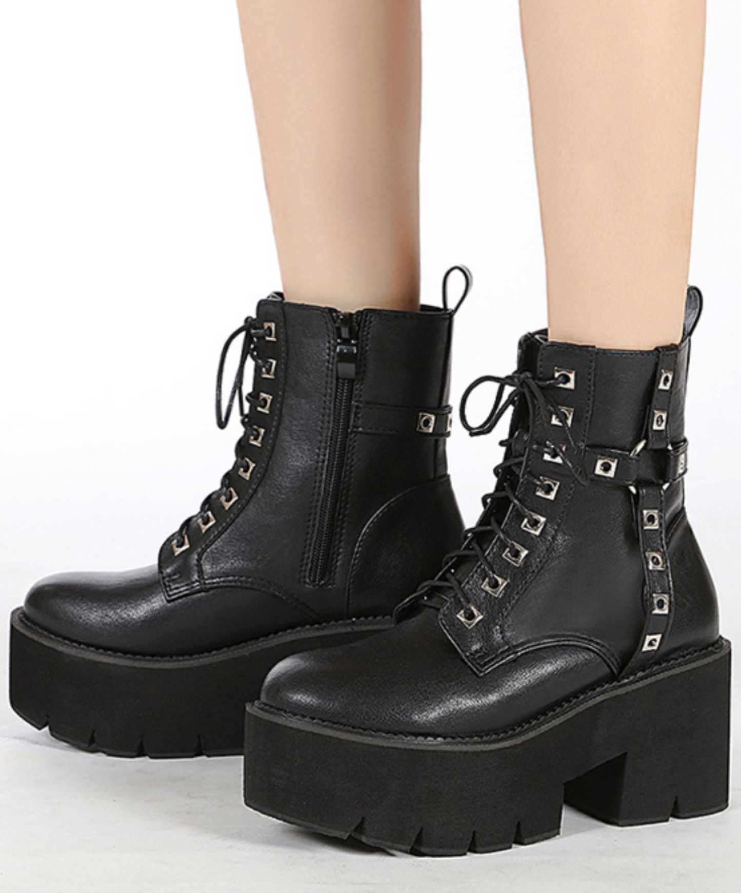 rivet decoration smooth boots EN2581