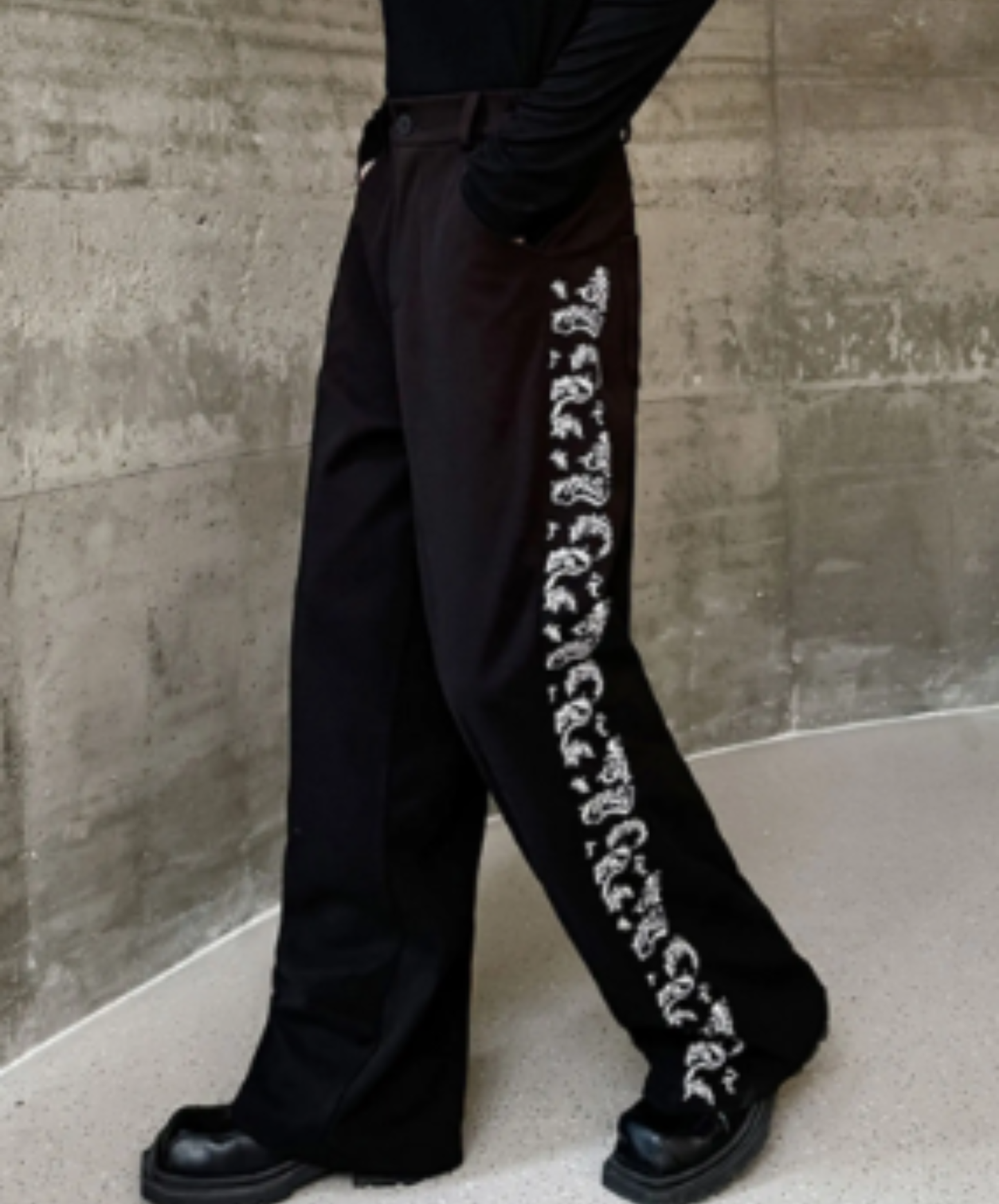 chinese-style embroidered straight leg pants EN2913