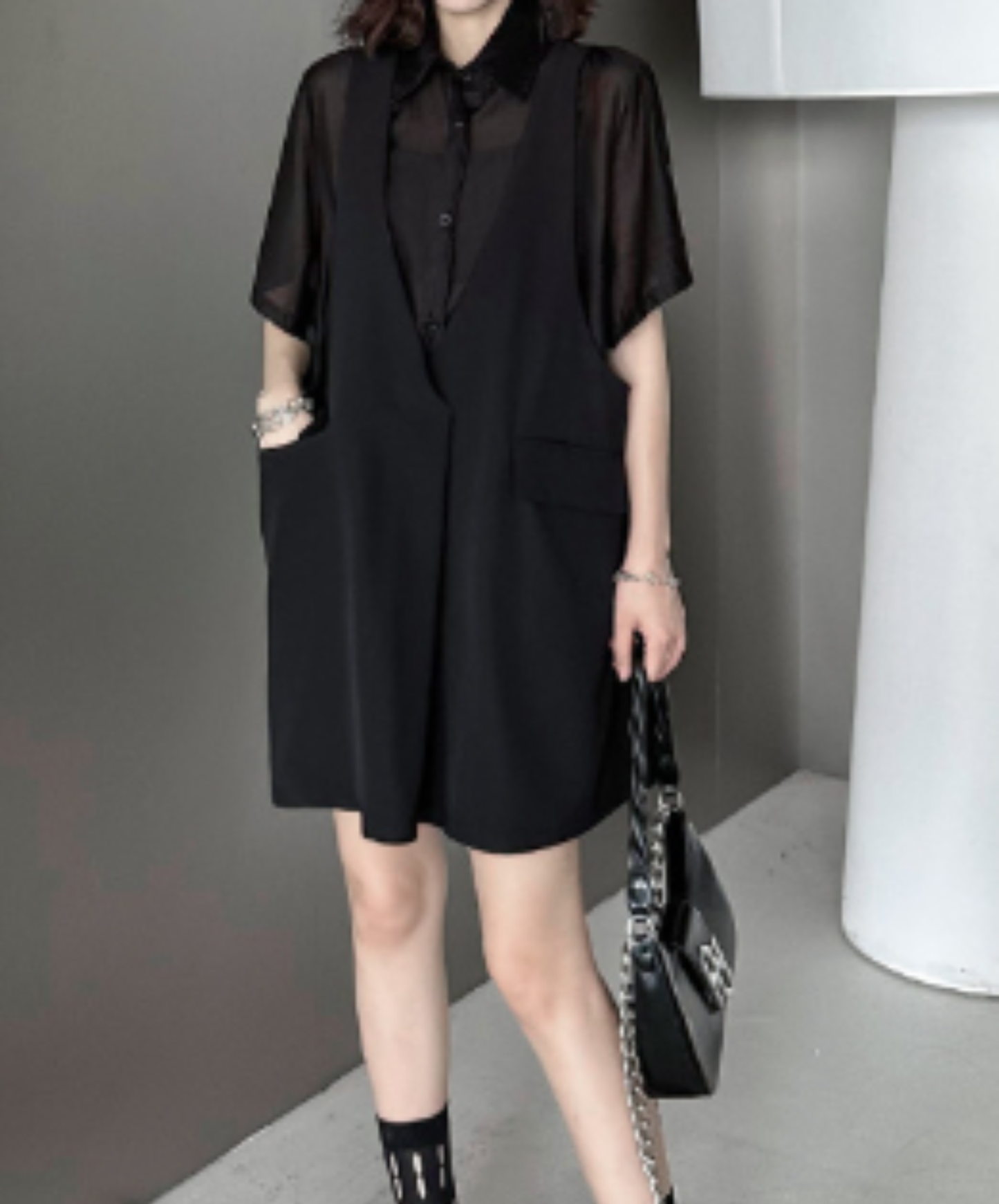 dark fake two-piece loose sheer shirt EN2977