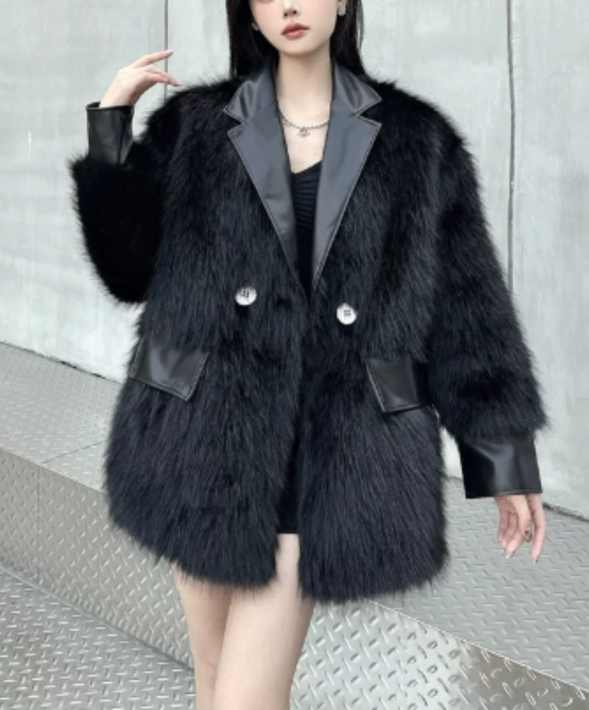 dark shaggy lapel mixed-material paneling jacket EN3188