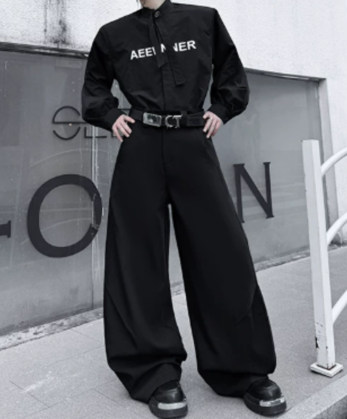dark knee-tuck cocoon silhouette wide pants EN3196