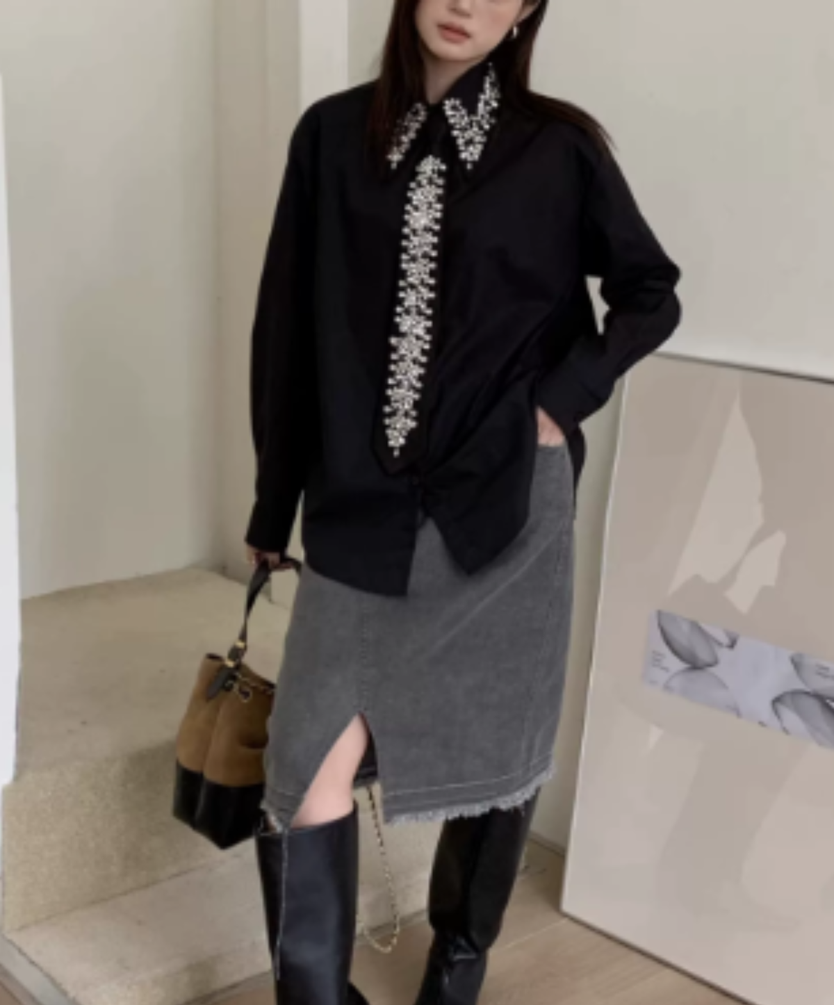 jewel-embellished tie-detail dress shirt EN3198