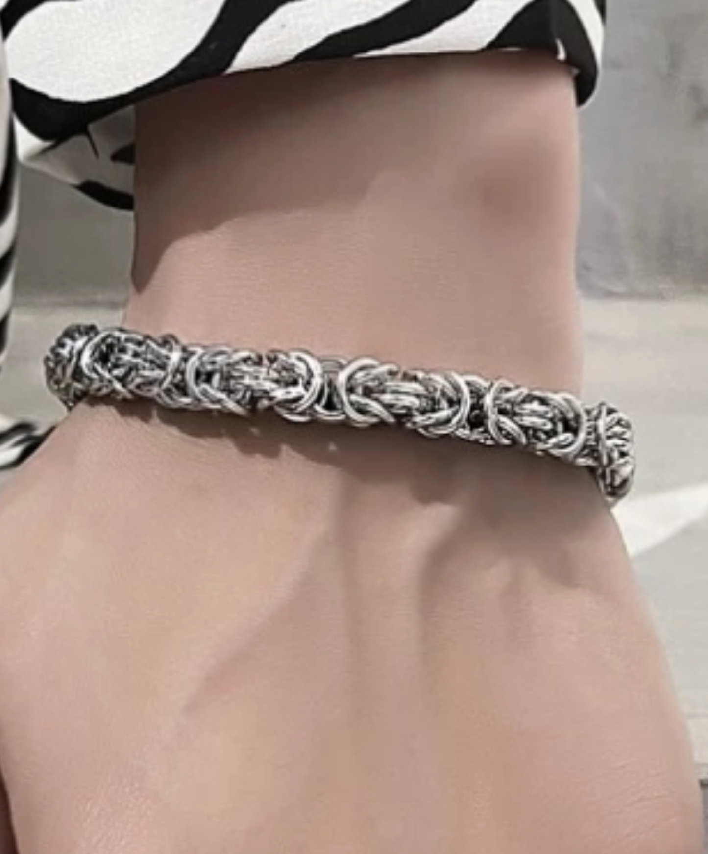 Intertwined metal rings bracelet EN2759