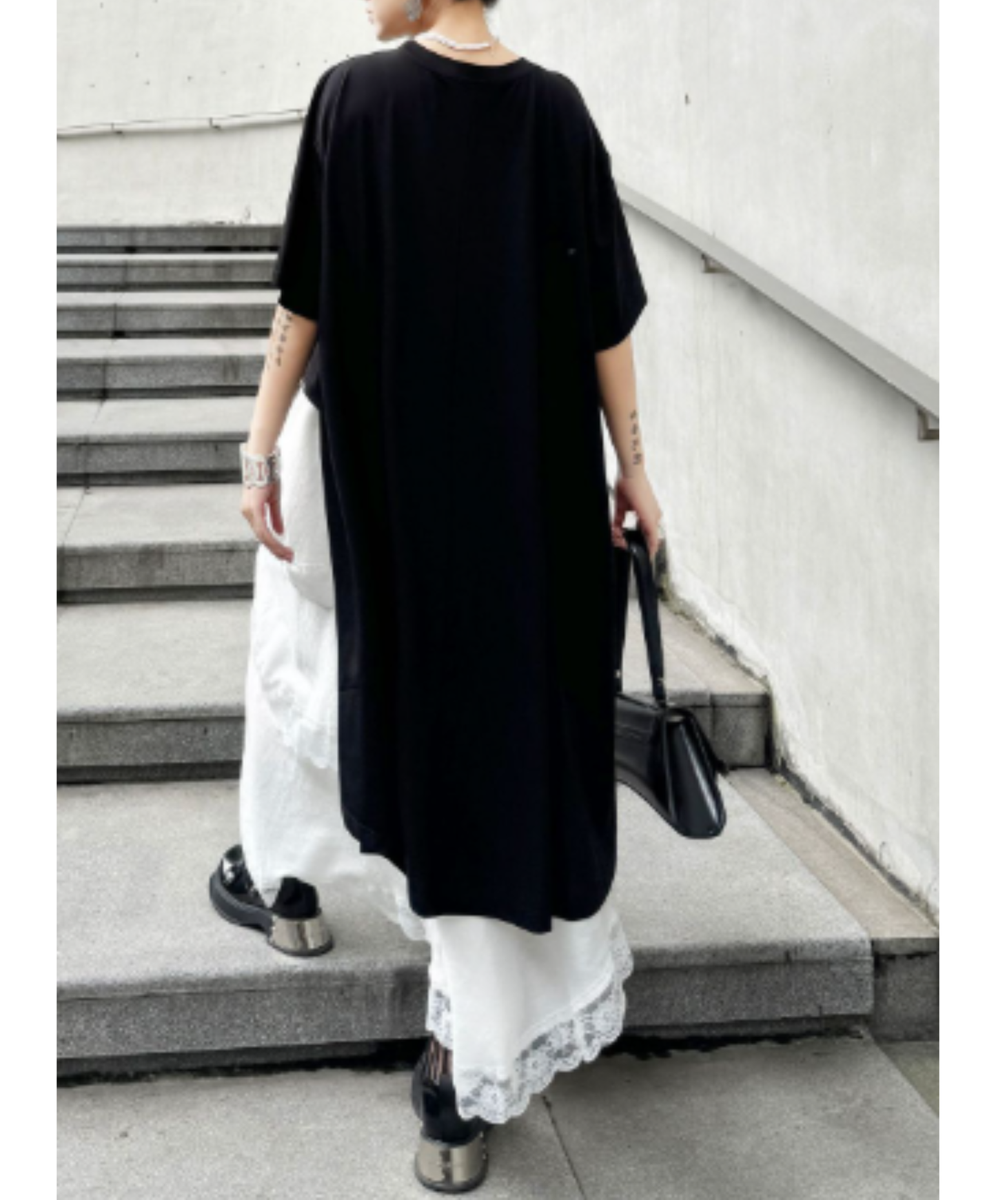Irregular design mid-length t-shirt EN2987