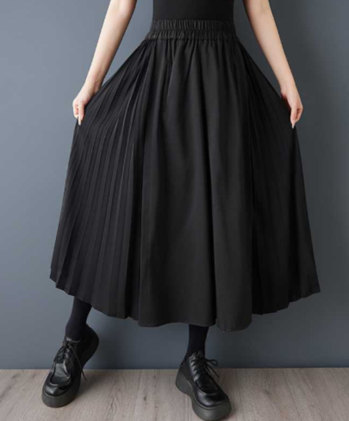dark-toned pleated cropped trousers wide pants EN3048