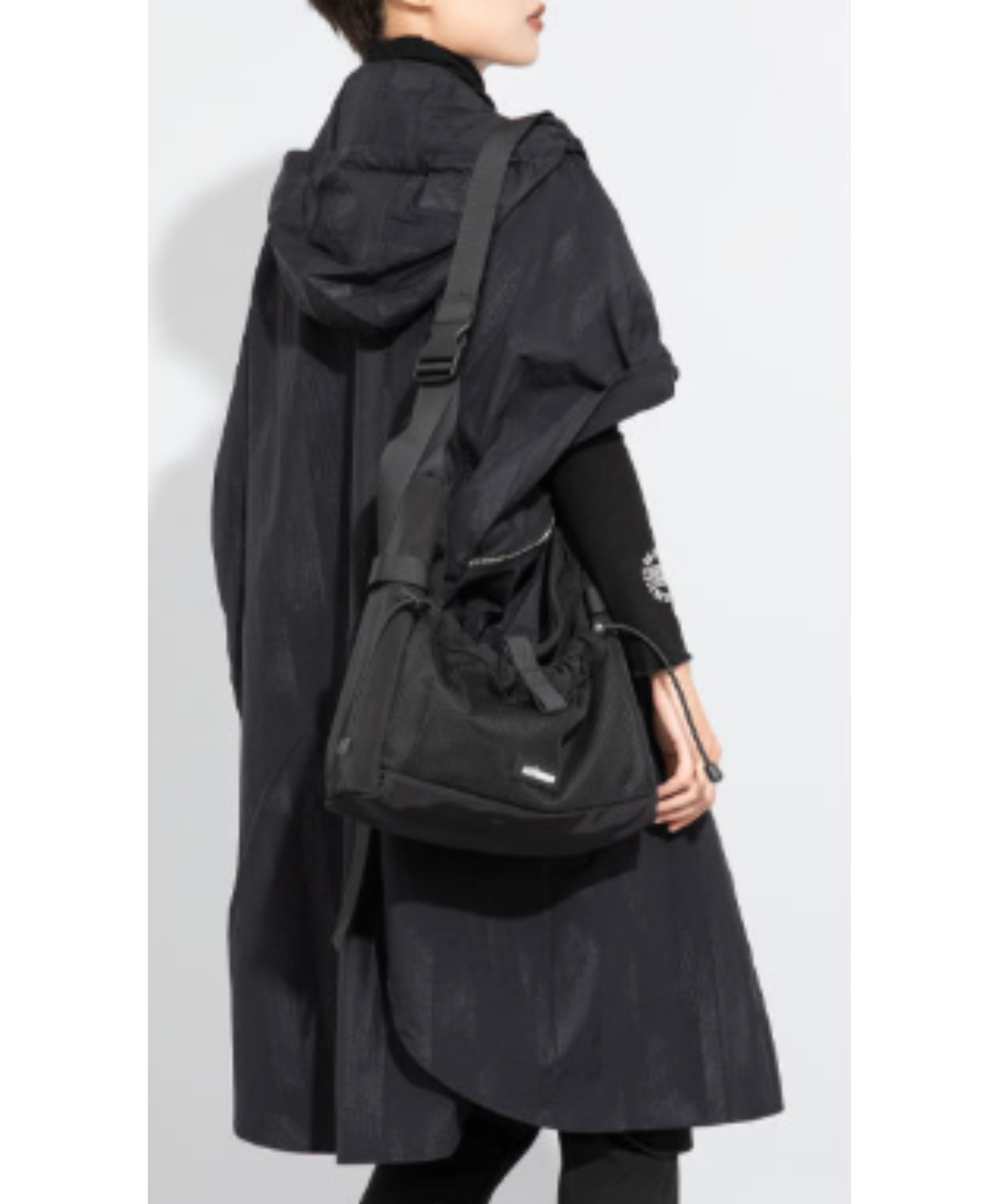 poncho-style design with a zipper hoodie EN3063