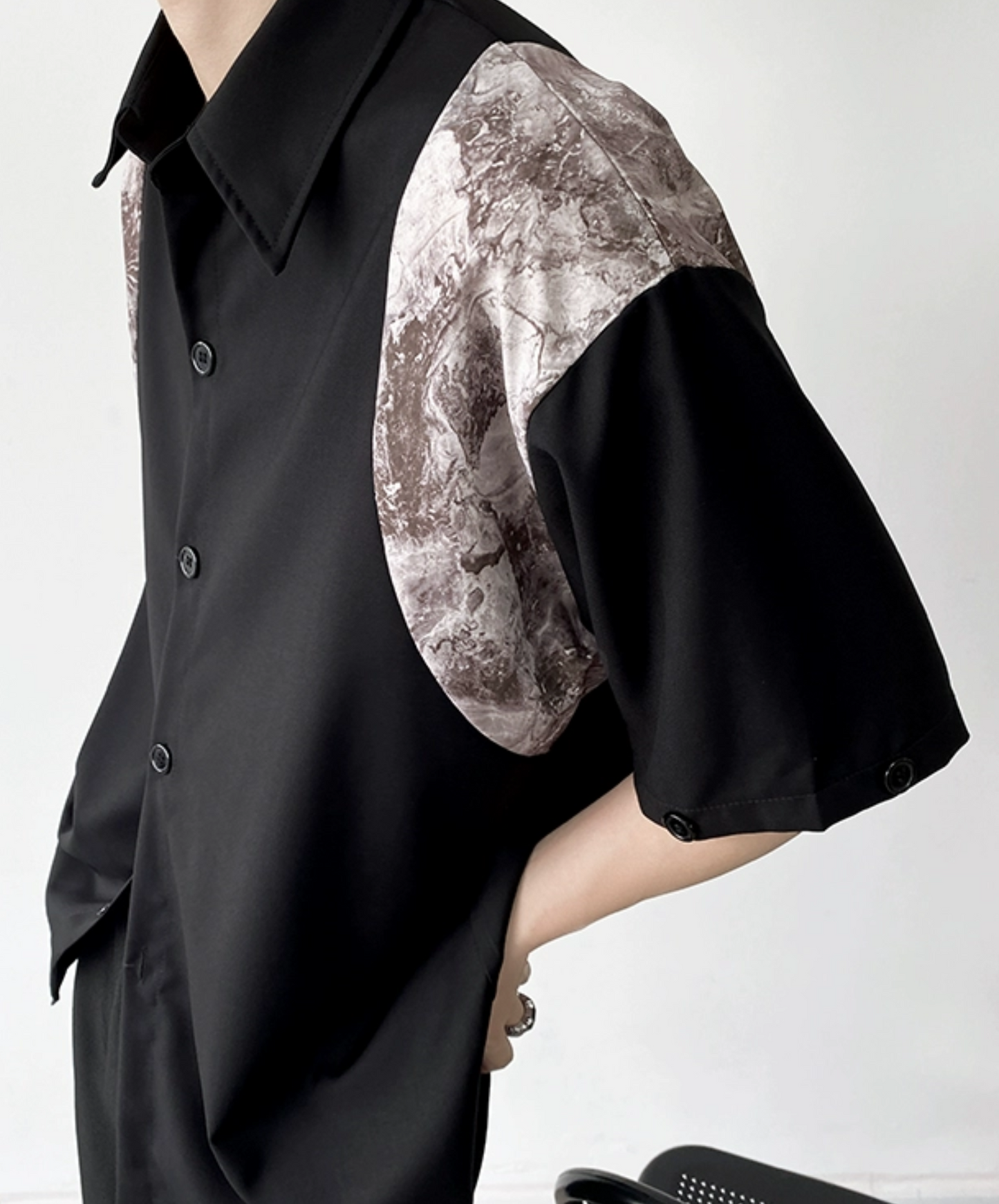 dark removable sleeves shirt EN1065