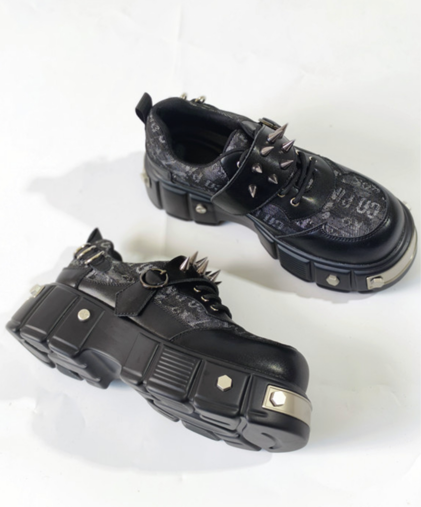 stud-decorated English letters shoes EN2197