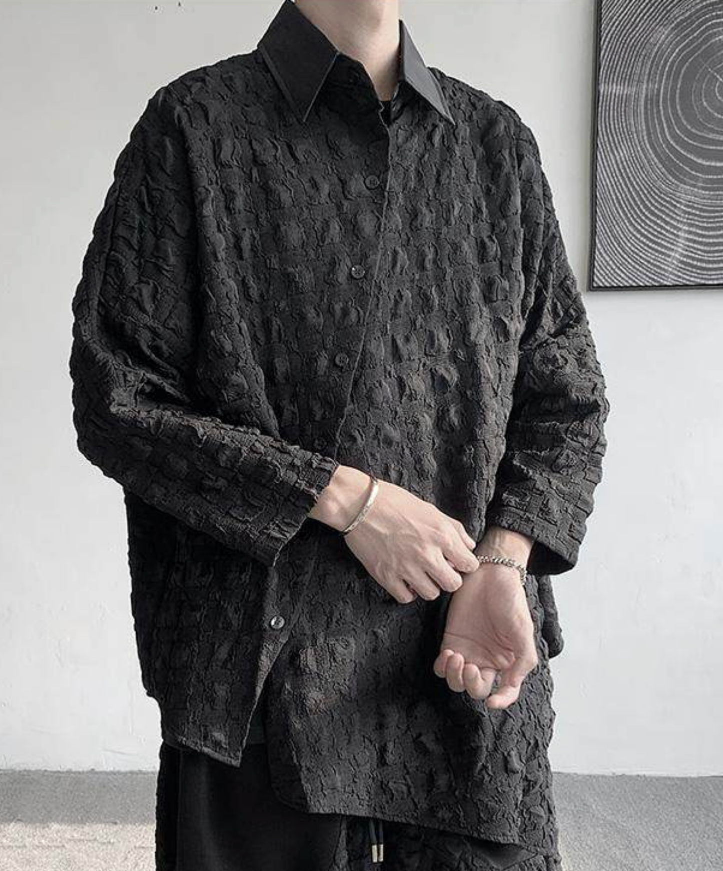 Irregular diagonal embossed placket shirt EN2696