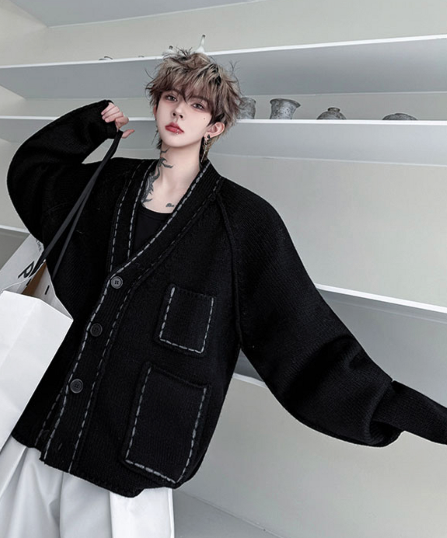 -neck with unique stitching cardigan EN2525