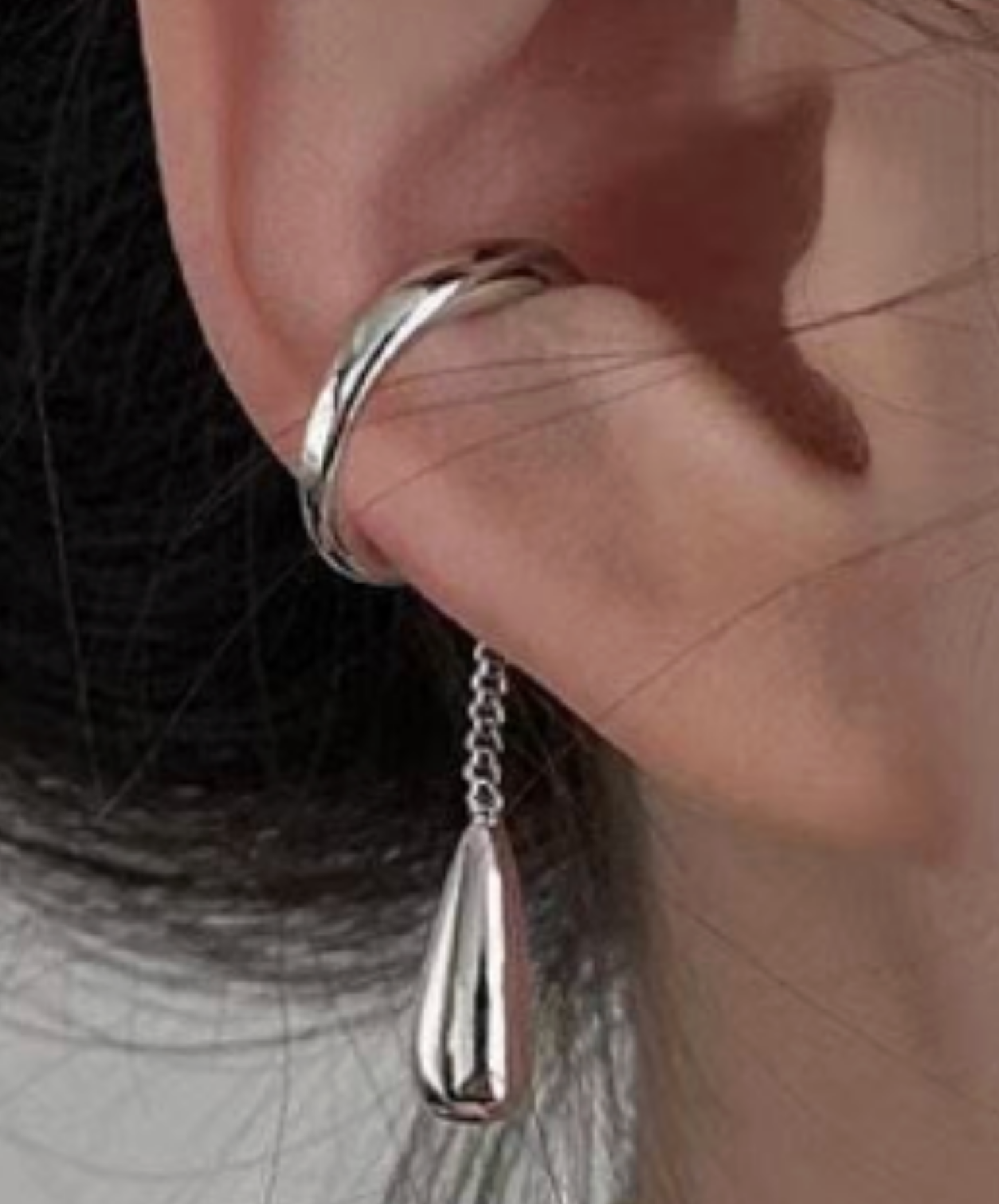 droplet motif ear cuff EN2775