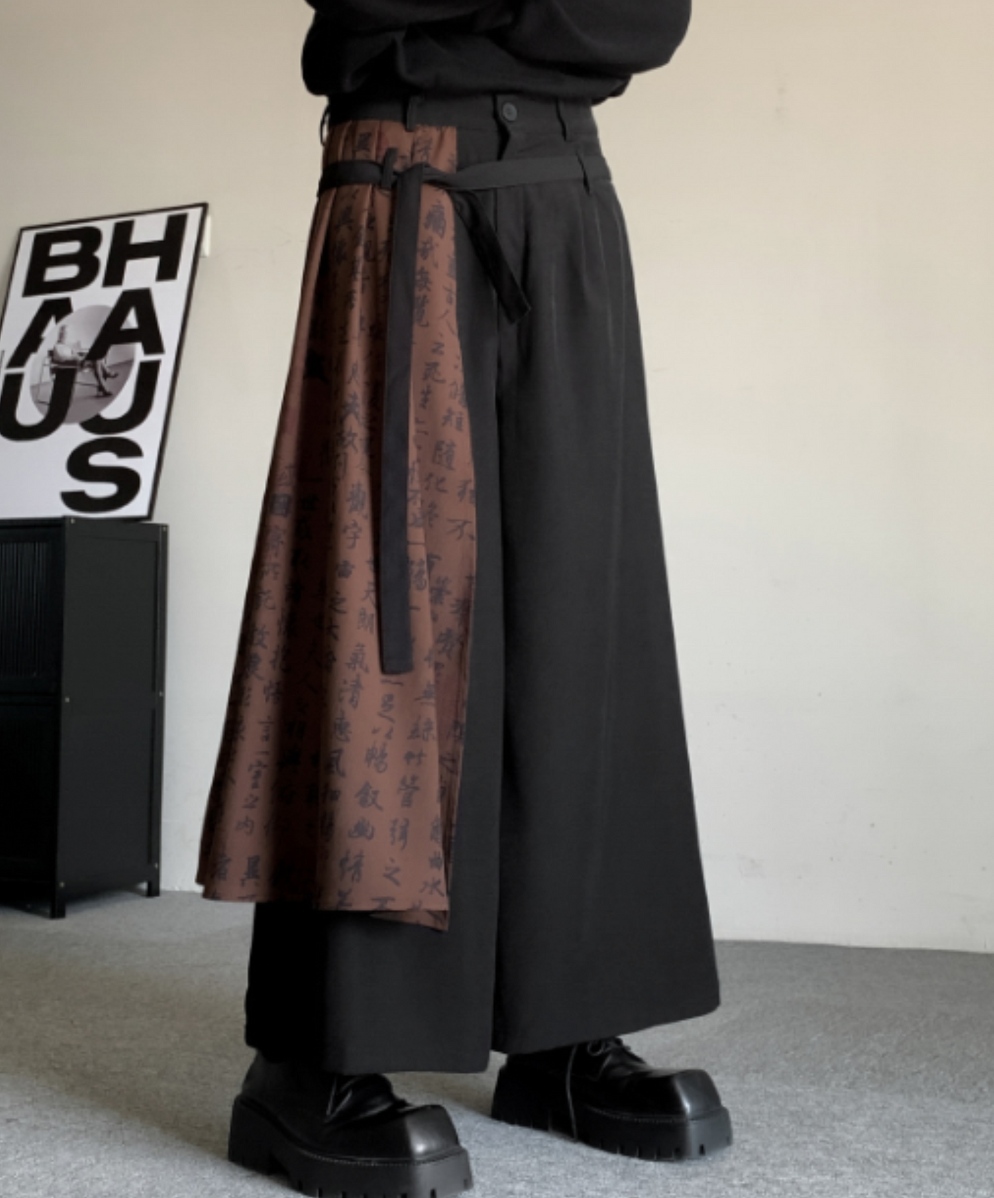 fake two piece calligraphy design hakama pants EN1923