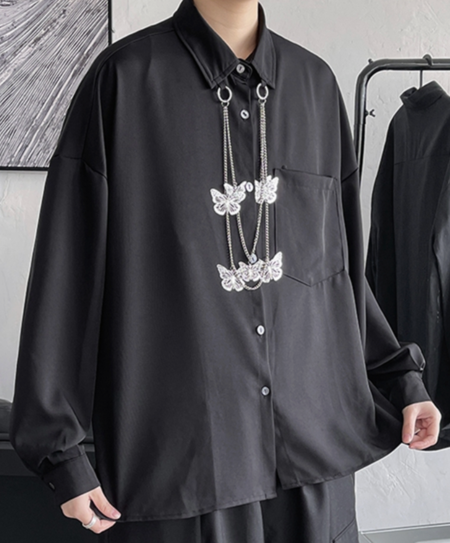 with butterfly pendant shirt EN2421