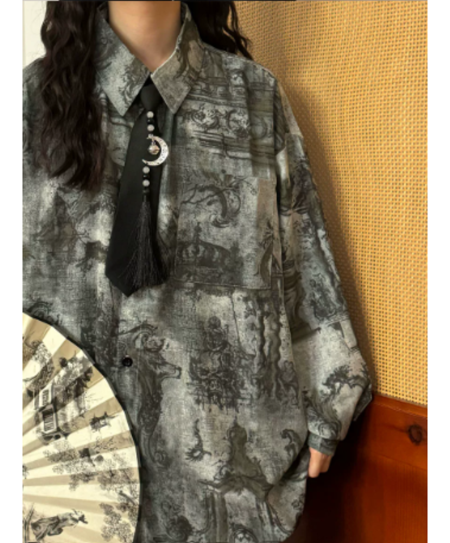 dark retro pattern shirt EN3014