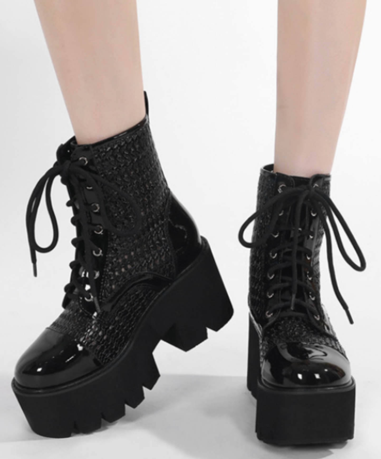 dark patchwork mesh boots EN2805