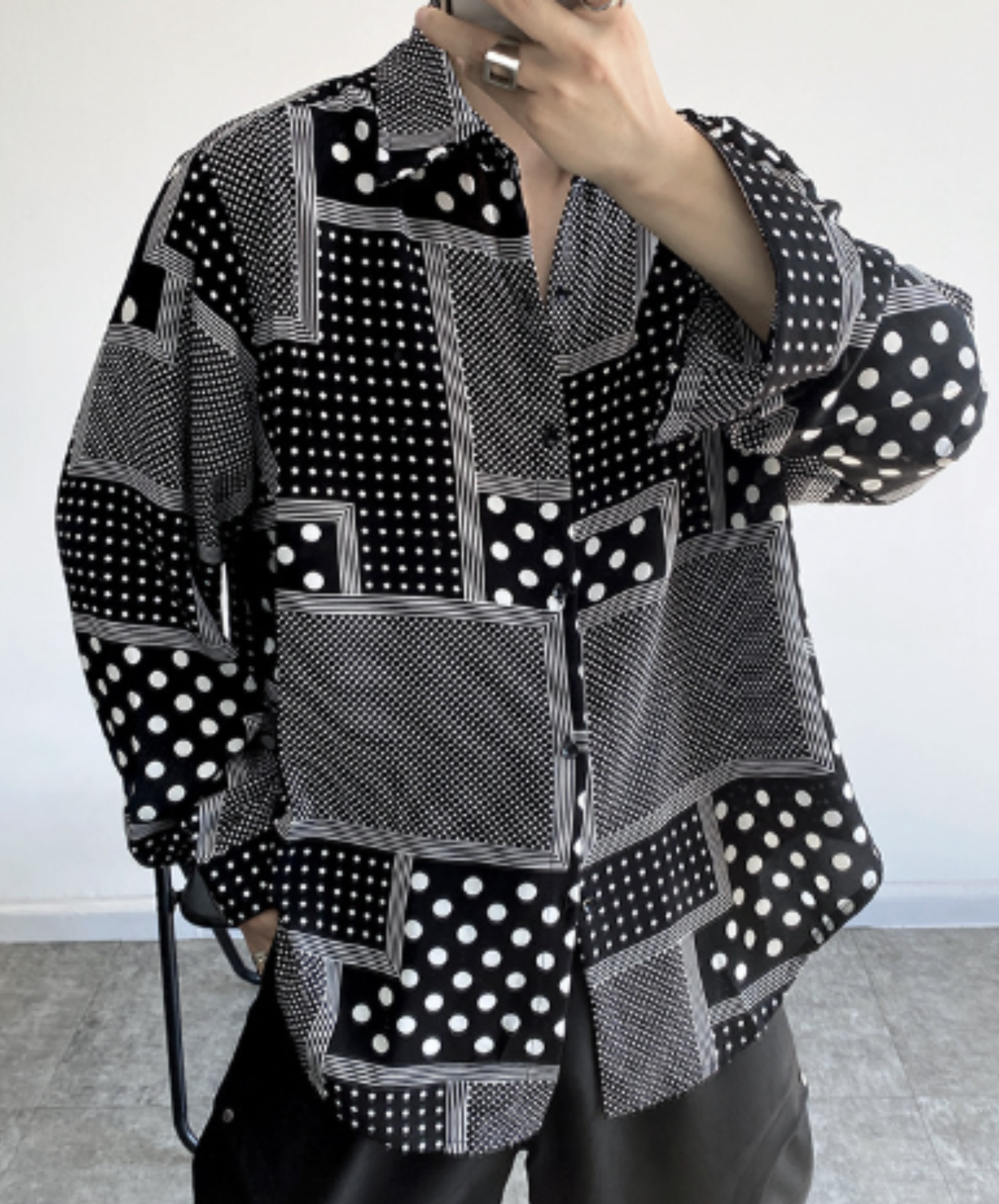 random polka-dot pattern shirt EN3074